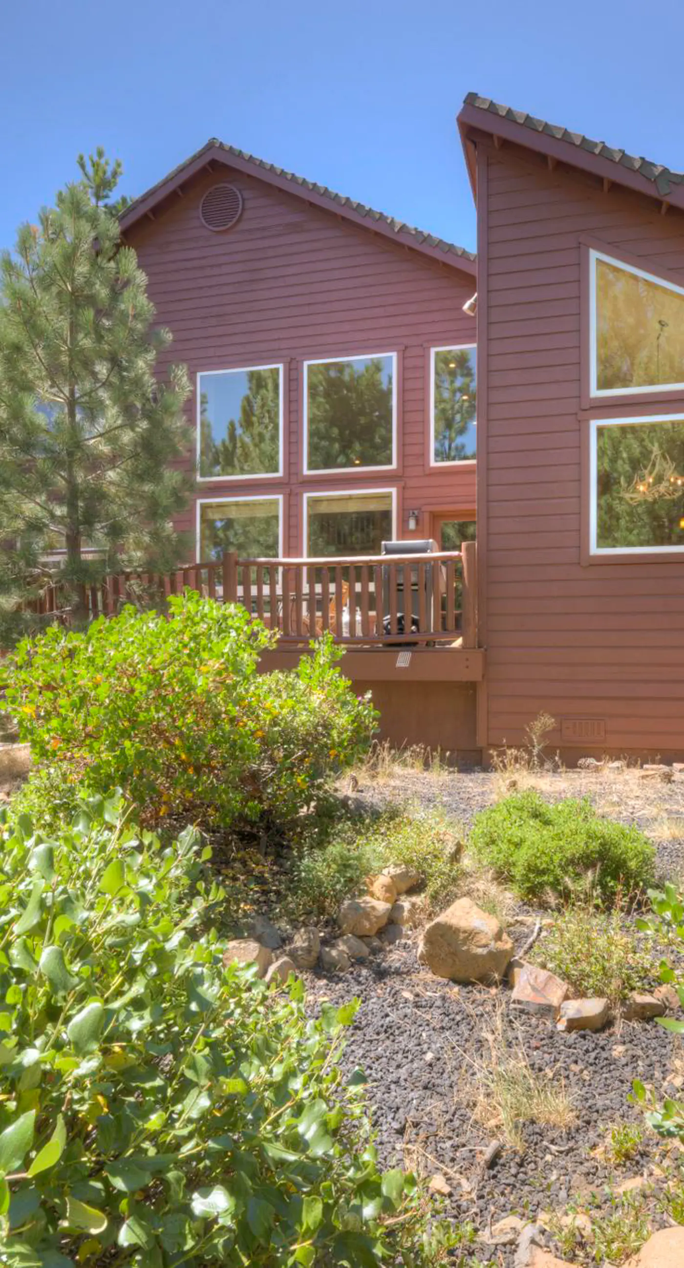 Stockholm Mountain Retreat