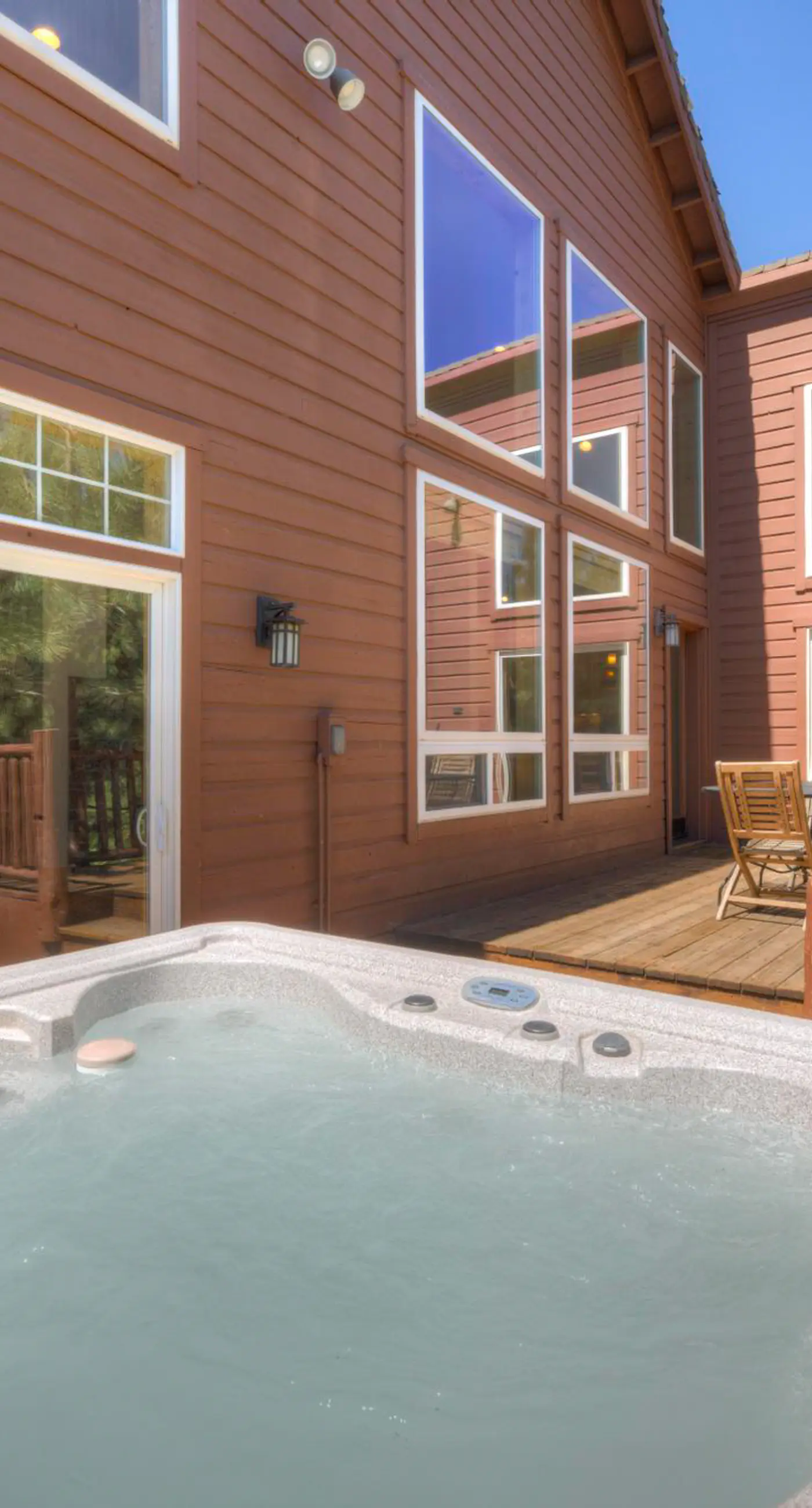 Stockholm Mountain Retreat