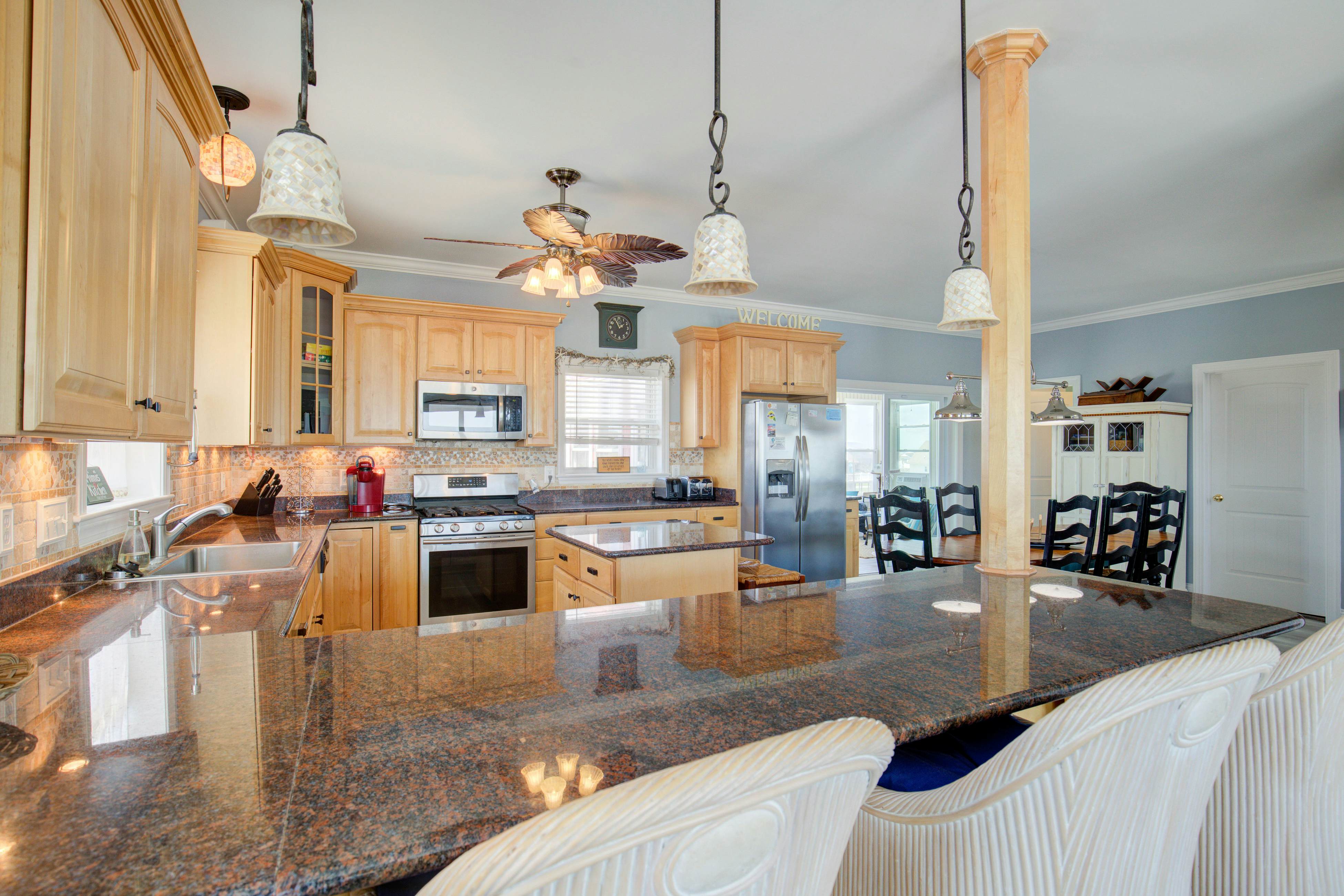 Castaway Bay 6 BD North Topsail Beach, NC Vacation Rental Vacasa