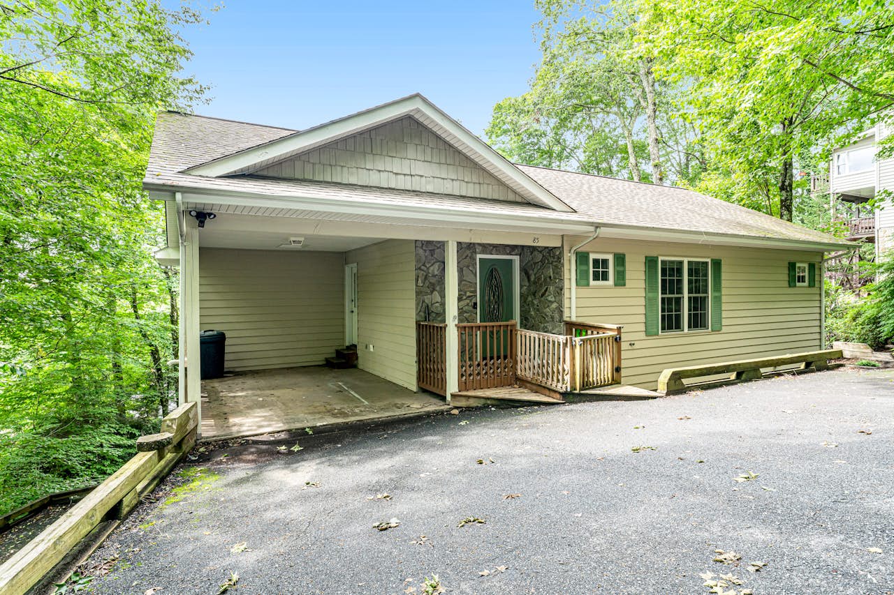 Land Harbor Landing 2 BD Newland, NC Vacation Rental Vacasa