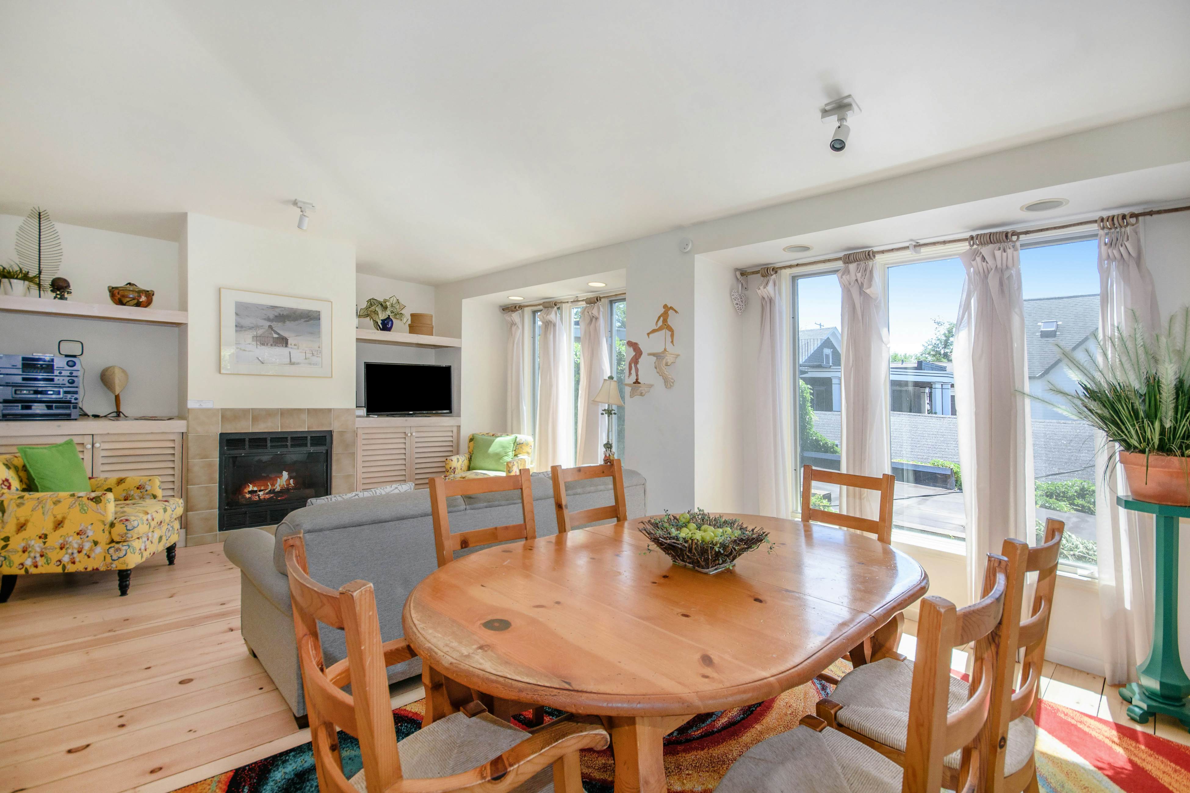 Hoopdee Scootee Suite