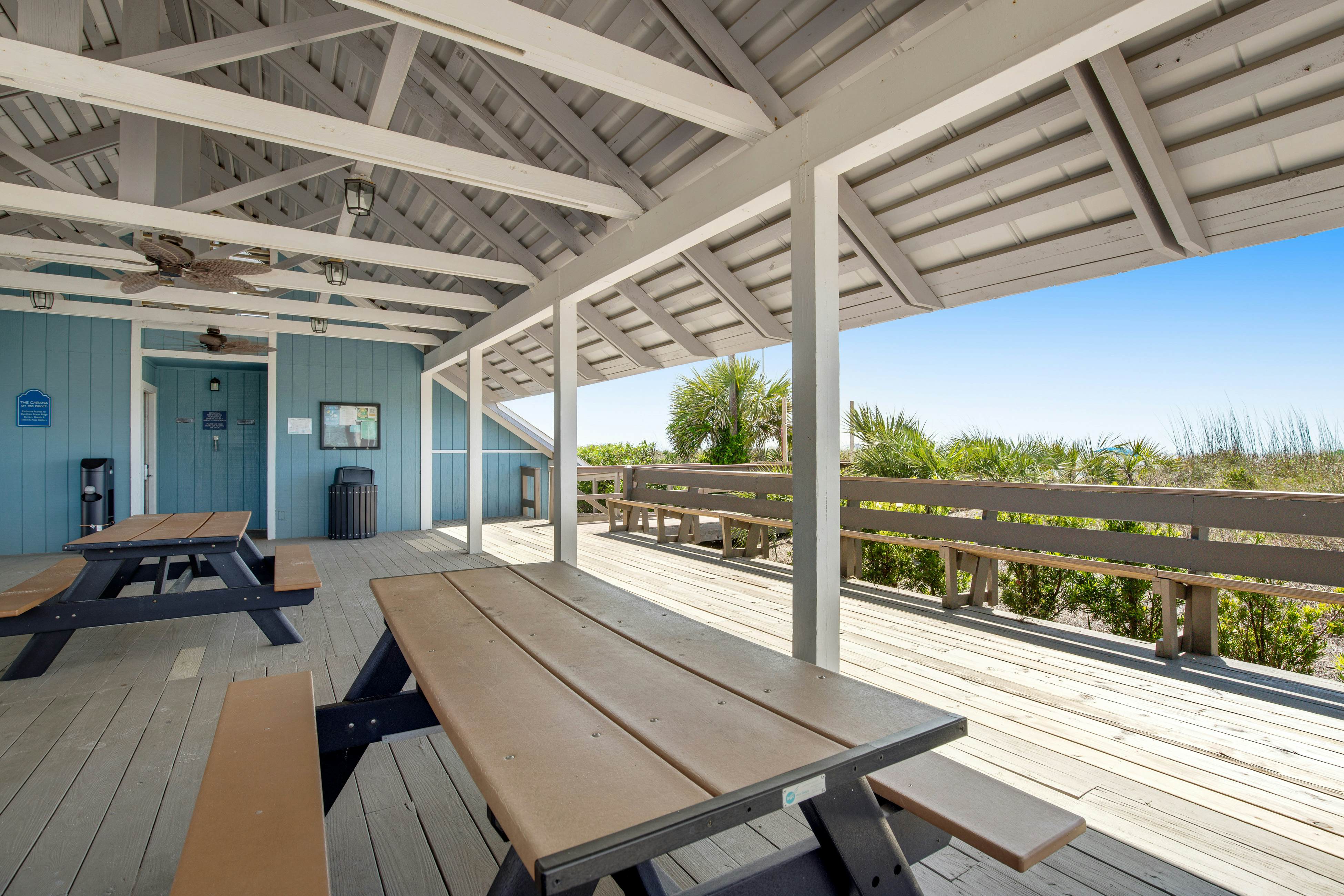 Firefly Cottage 3 BD Edisto Beach, SC Vacation Rental Vacasa