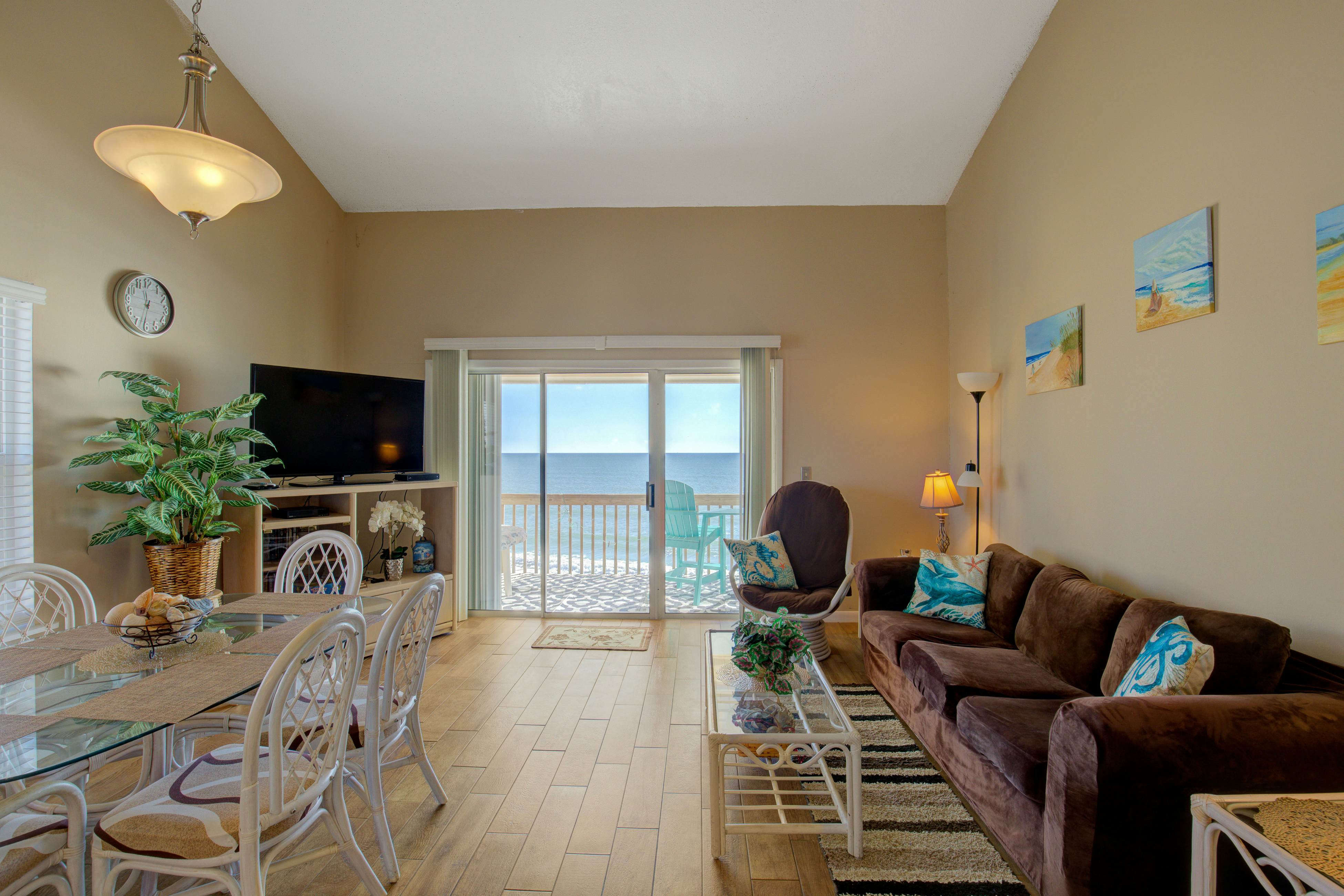 Surf Condos Rentals, Surf City Rentals Vacasa