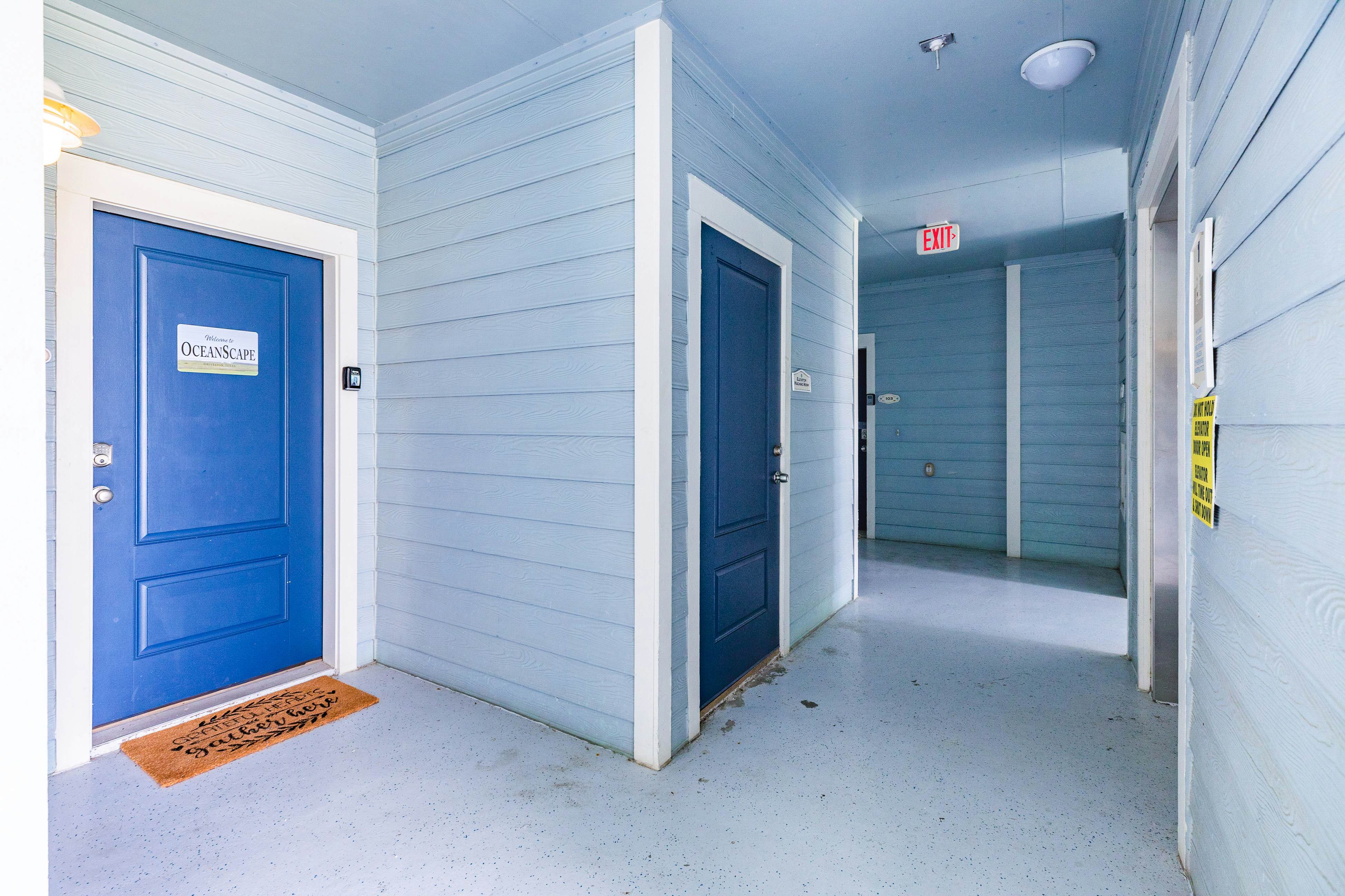 Pointe West Resort - OceanScape