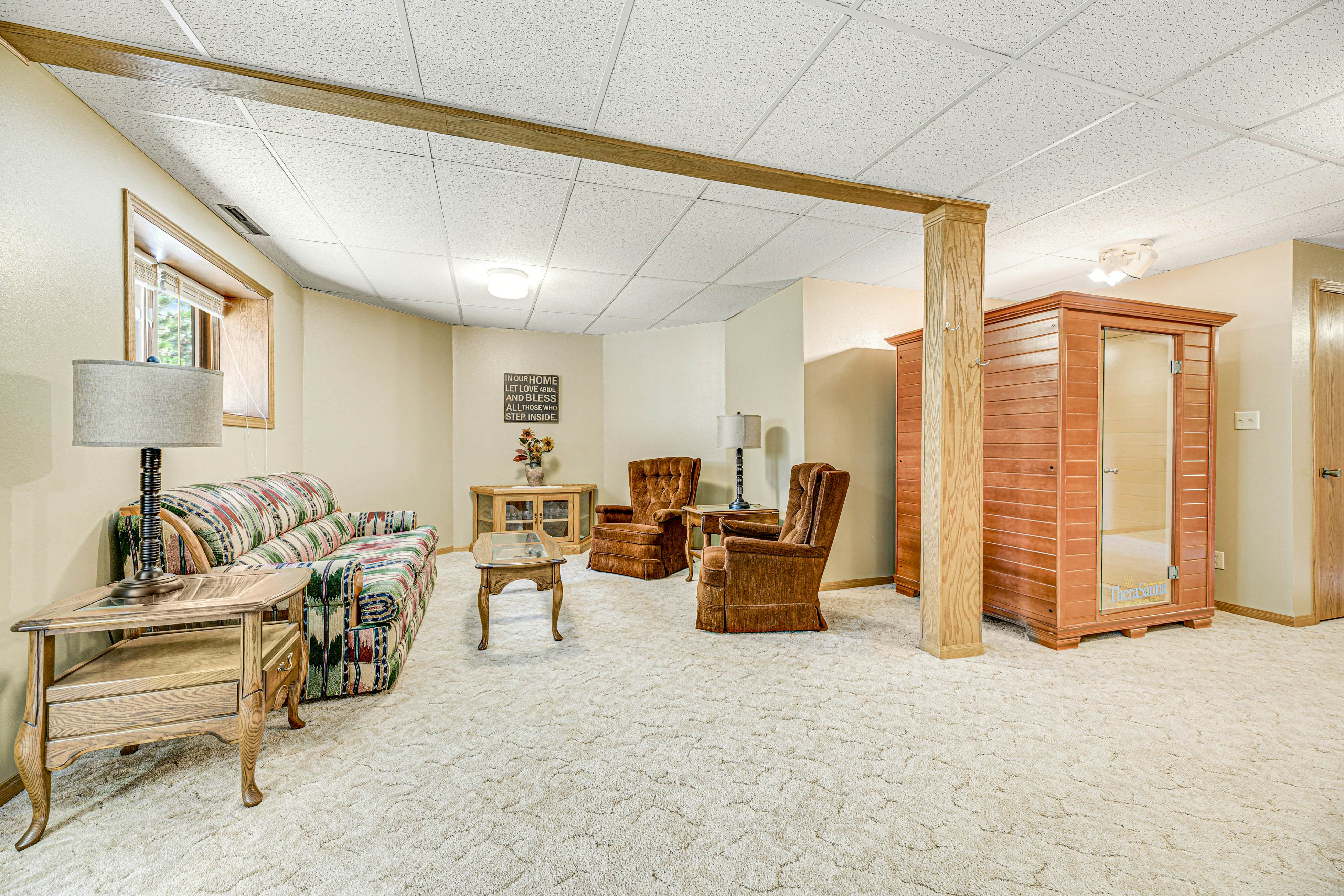 Crooked Canyon Lodge