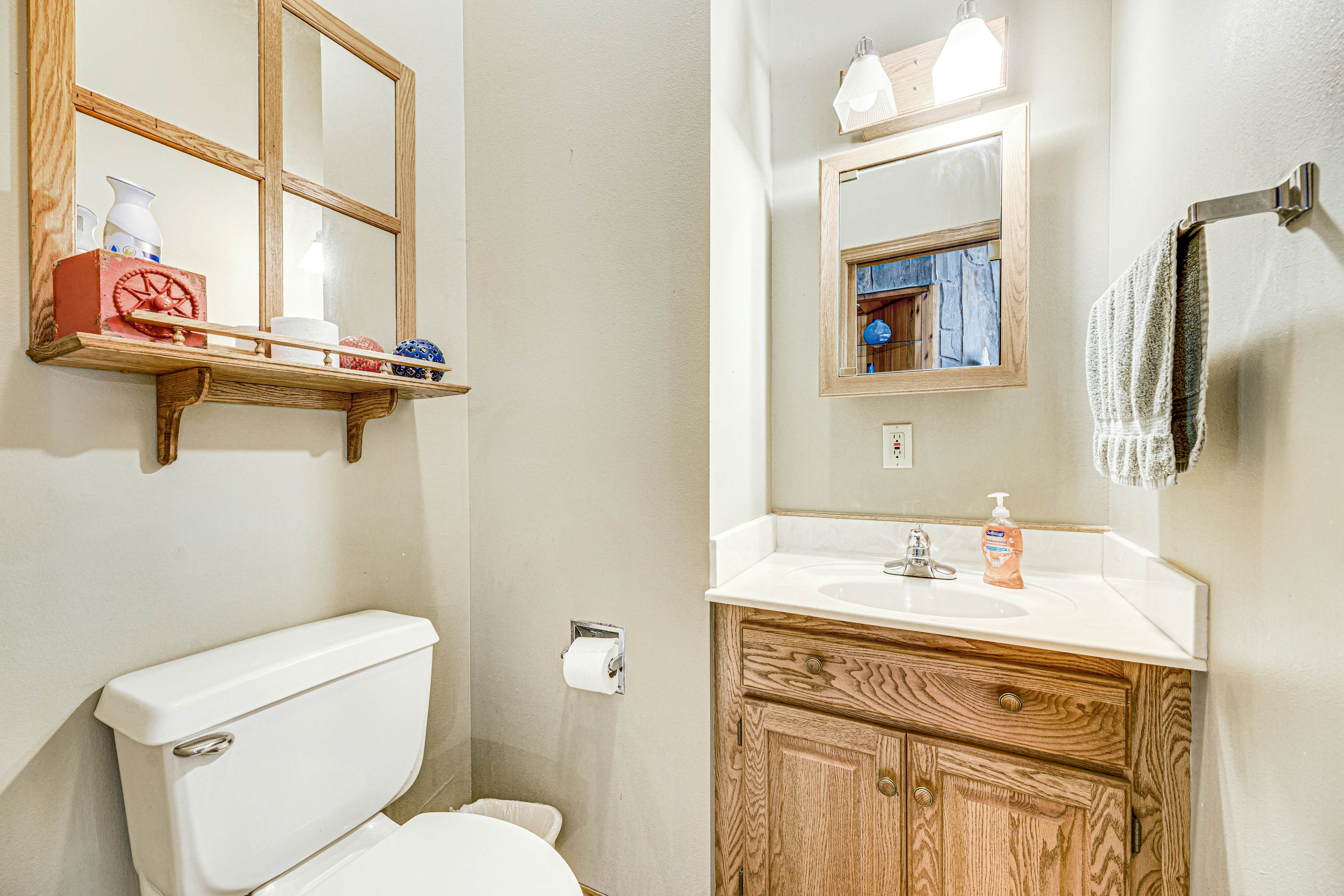 Crooked Canyon Lodge