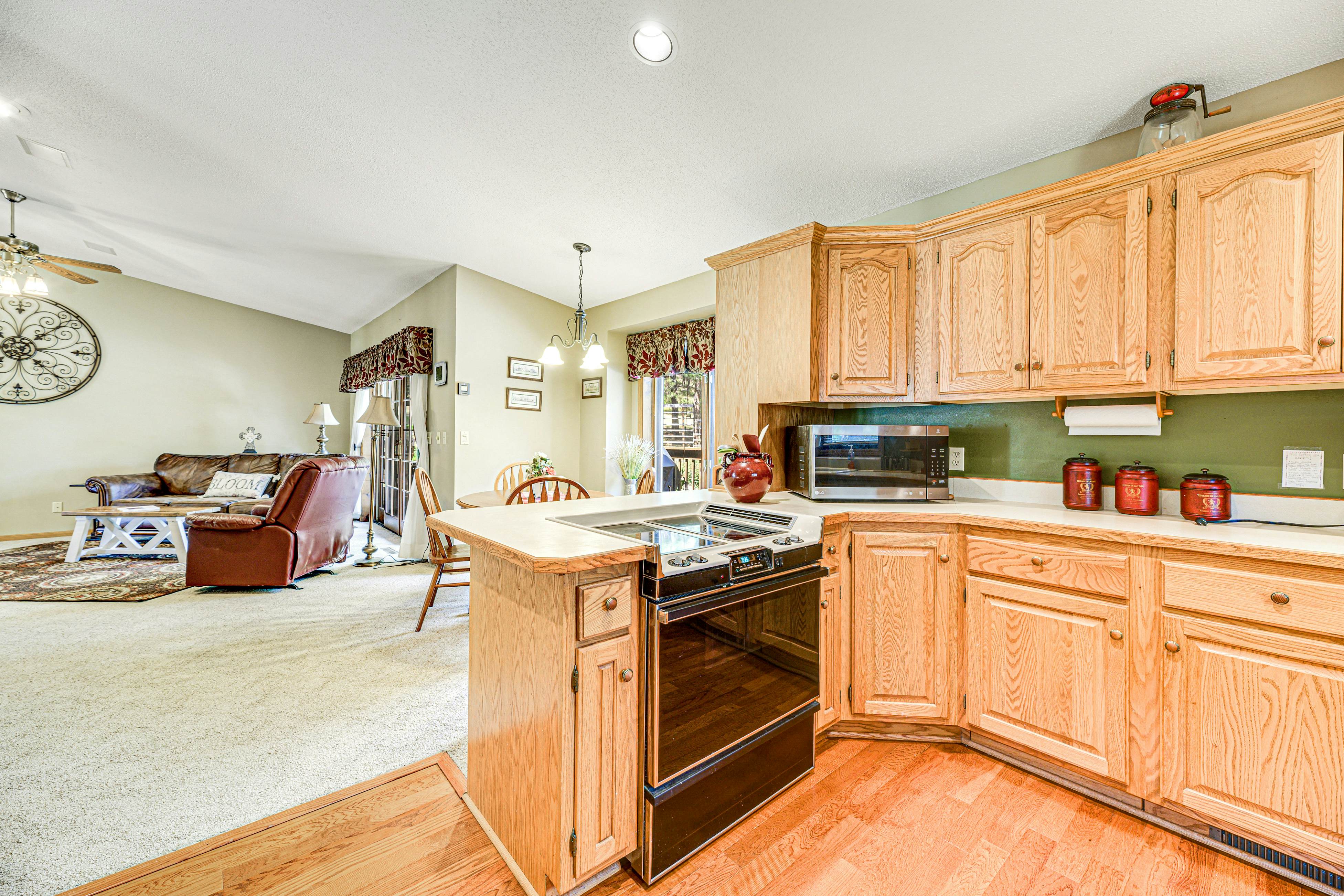 Crooked Canyon Lodge