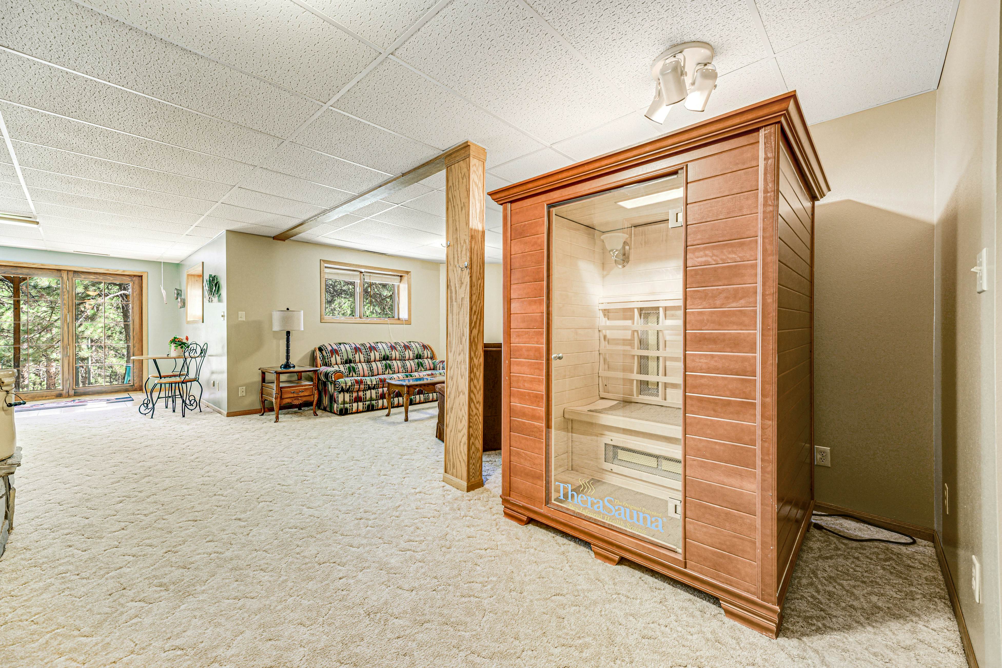 Crooked Canyon Lodge