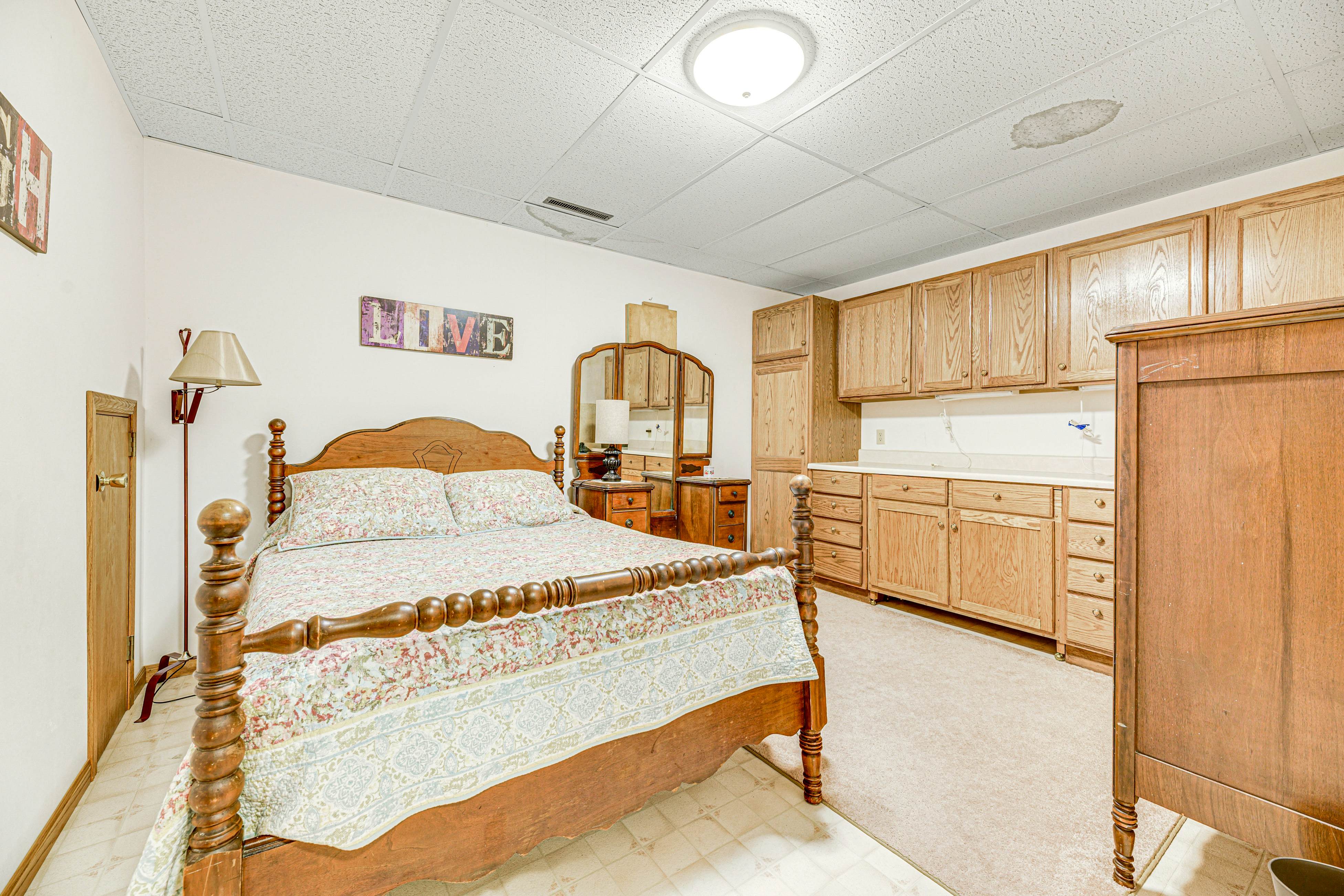 Crooked Canyon Lodge