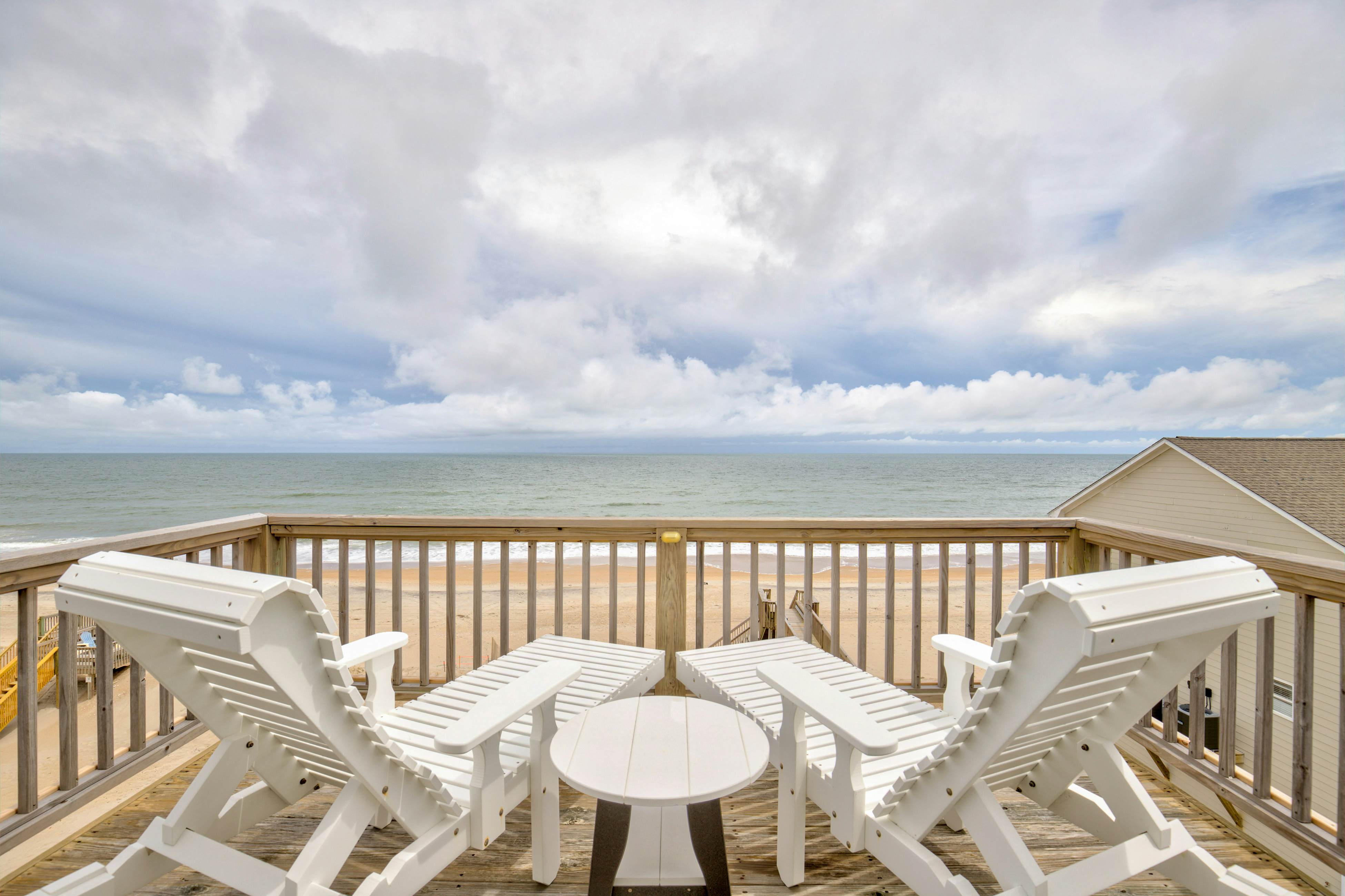 The Lazy Beagle | 7 BD North Topsail Beach, NC Vacation Rental | Vacasa