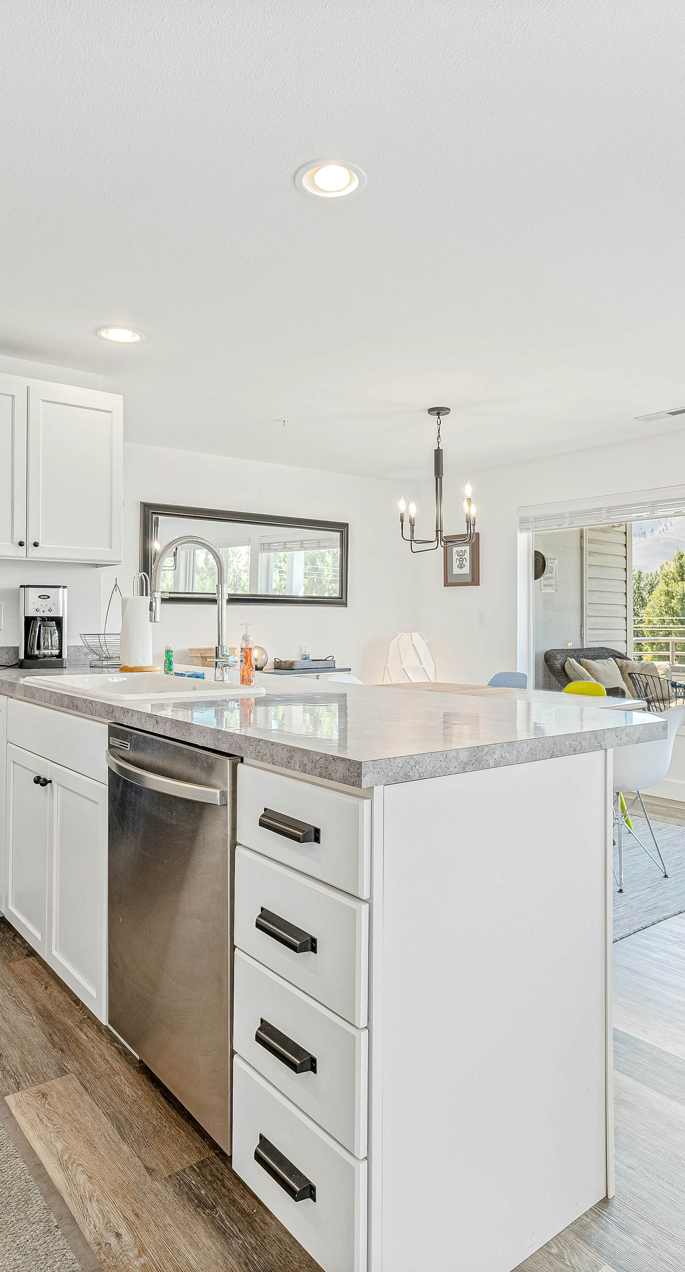 Park Pointe - City Sights Chalet -A204