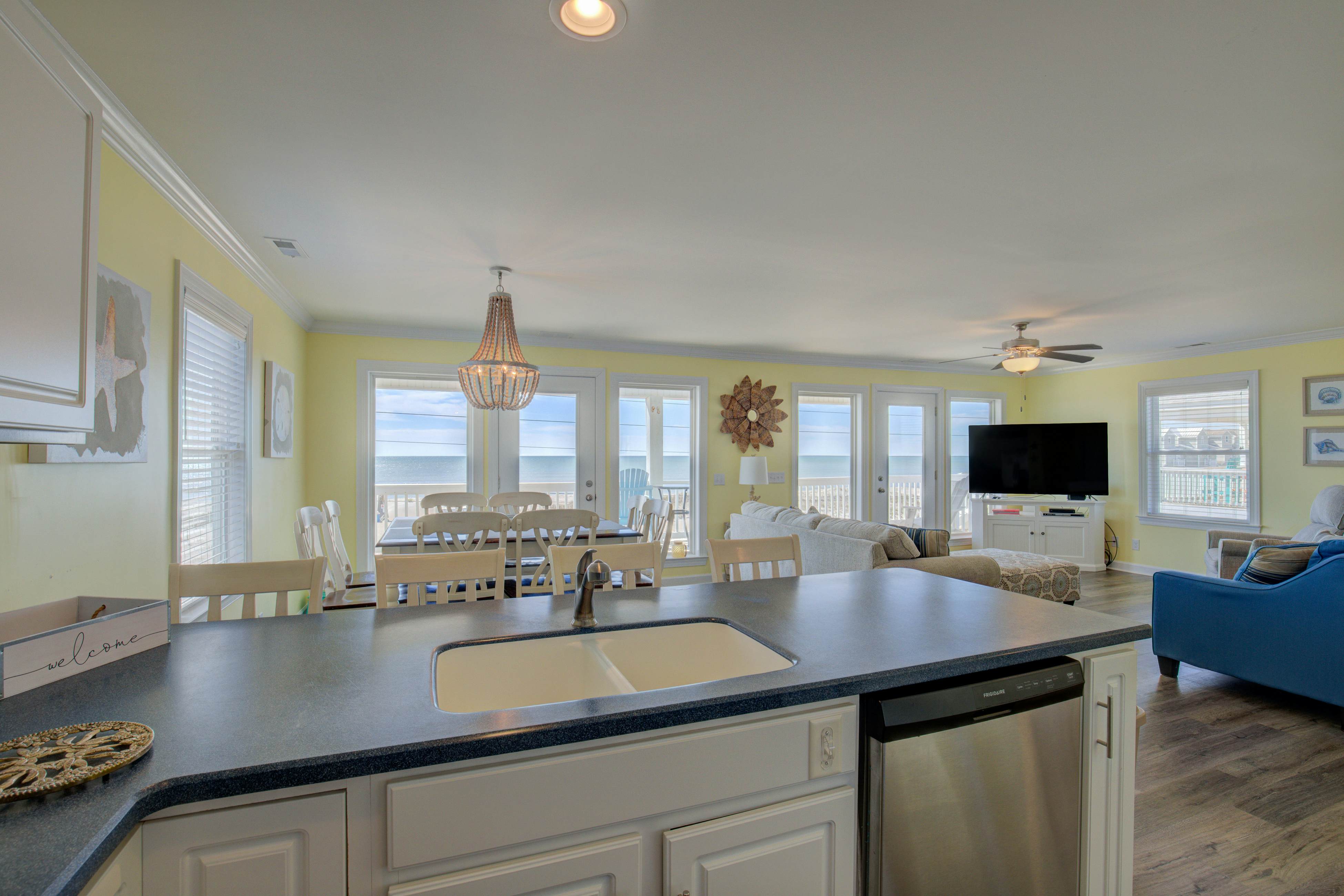 Endless Summer 6 BD North Topsail Beach, NC Vacation Rental Vacasa