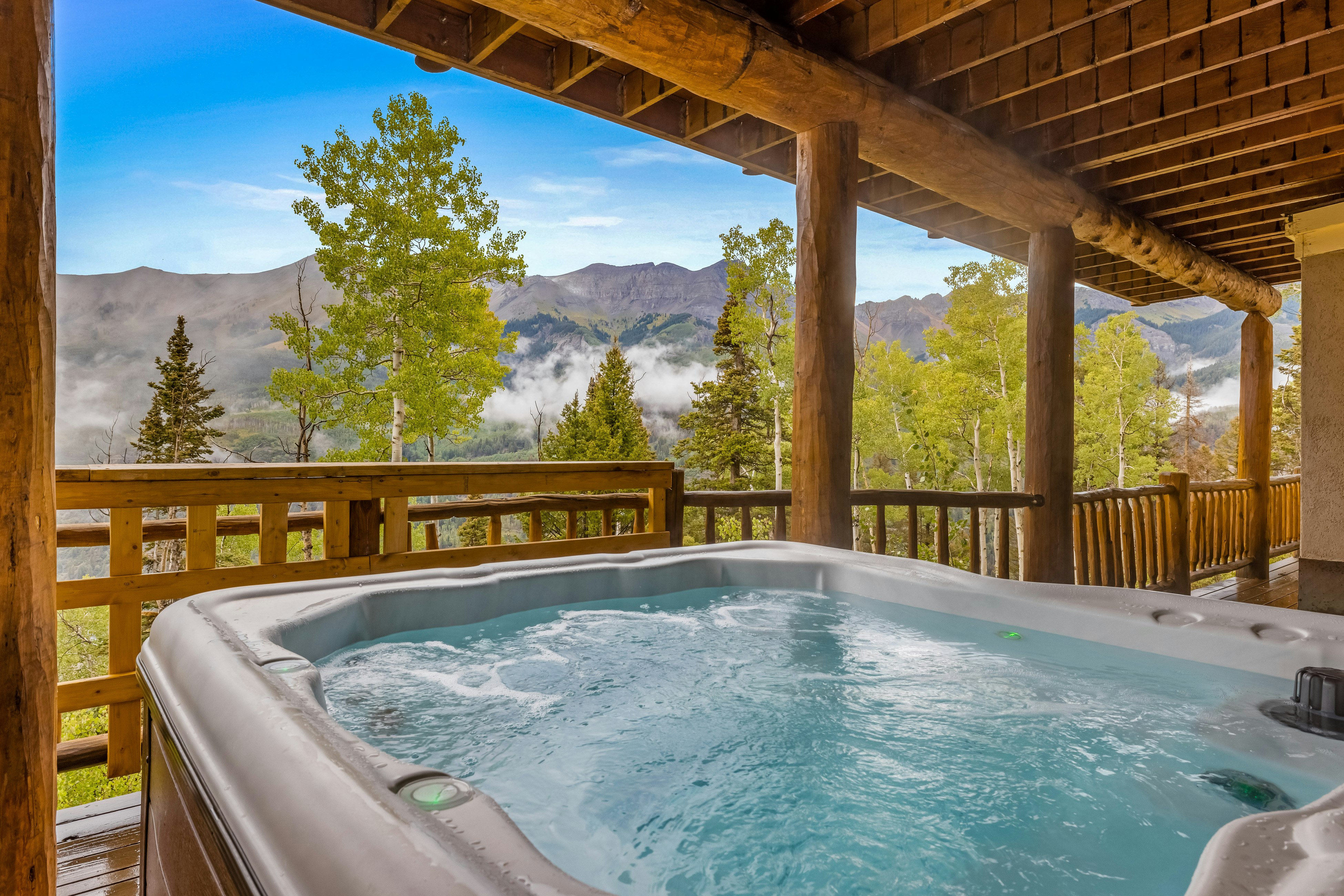 Crystal 10 - Sunny Ridge