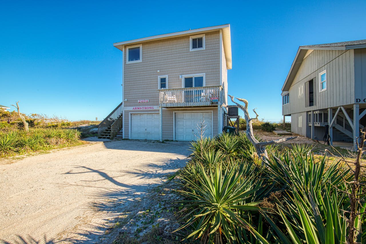 Armstrong 3 BD Surf City, NC Vacation Rental Vacasa