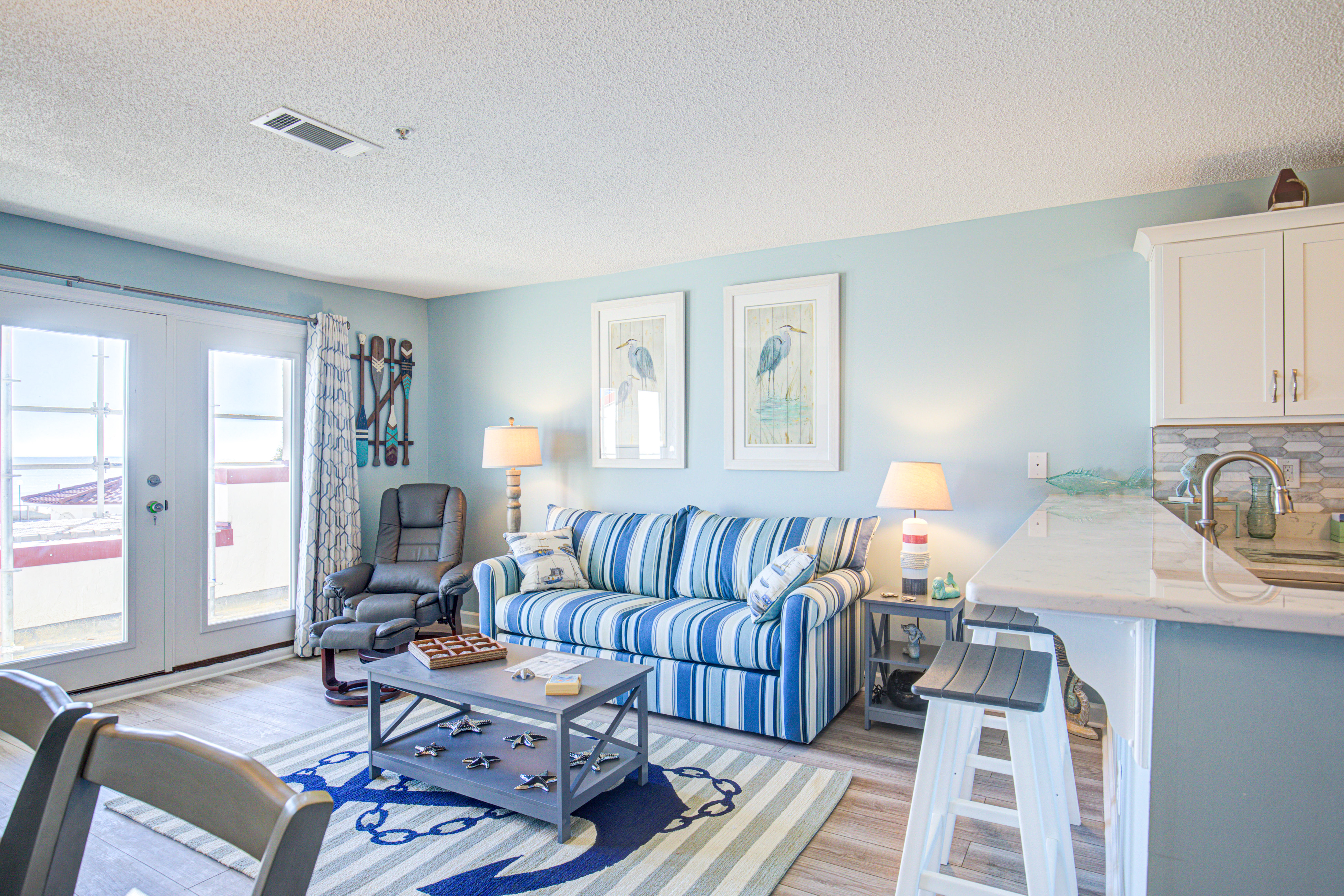 Villa Capriani Condos, North Topsail Beach Rentals | Vacasa