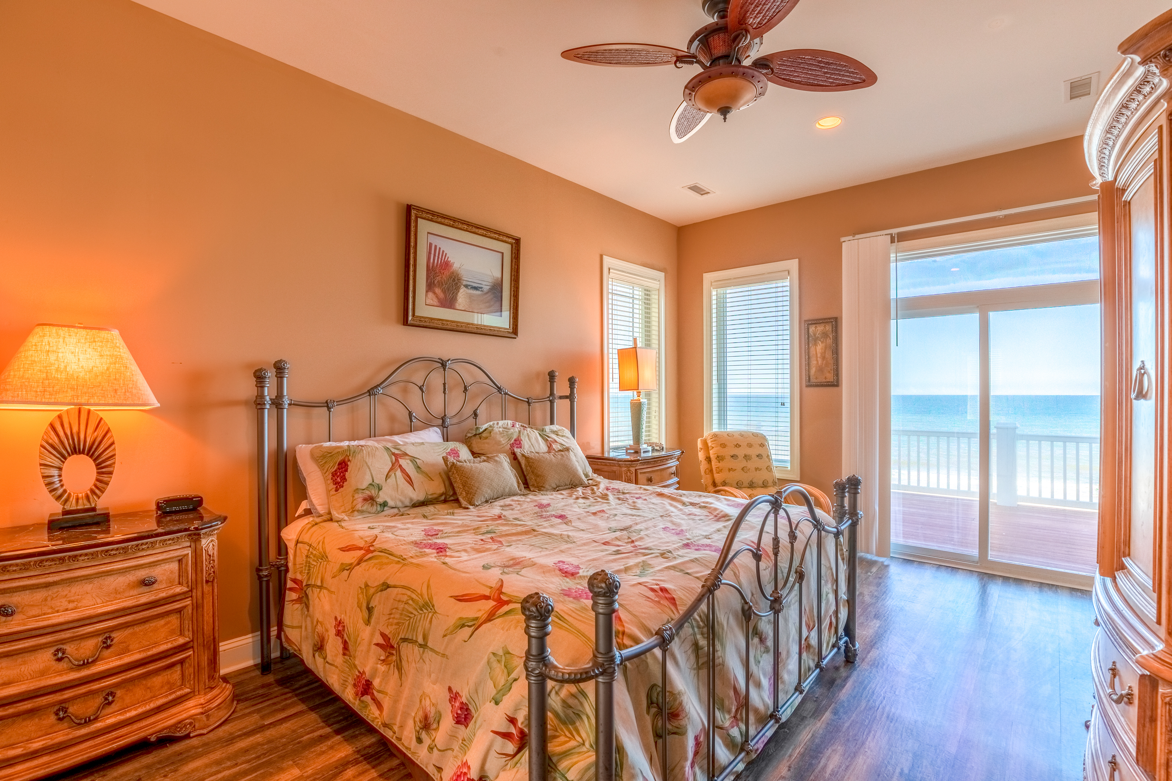 Seas Escape | 8 BD North Topsail Beach, NC Vacation Rental | Vacasa