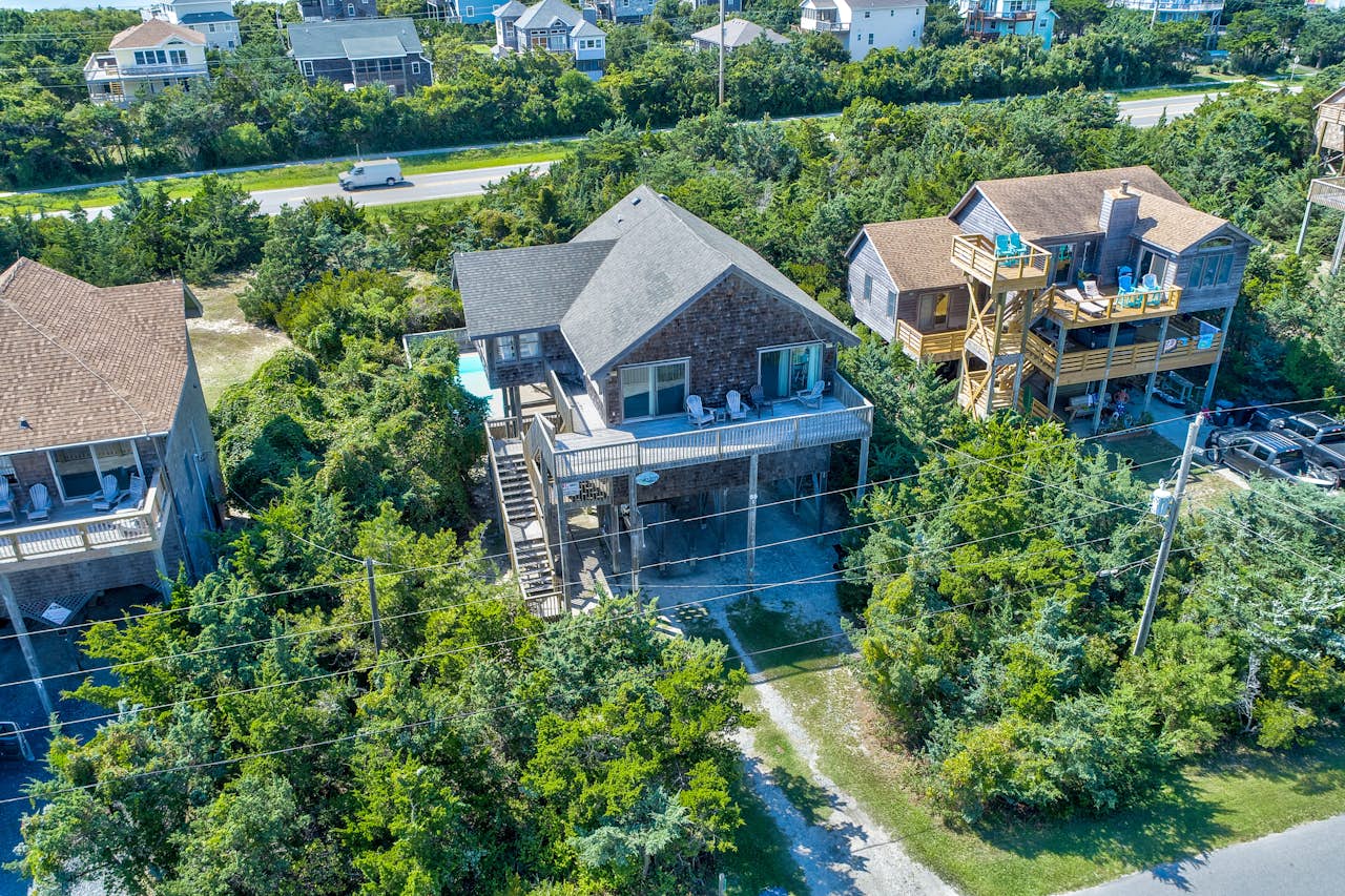 Hi SeasA Coastal Retreat 4 BD Avon, NC Vacation Rental Vacasa