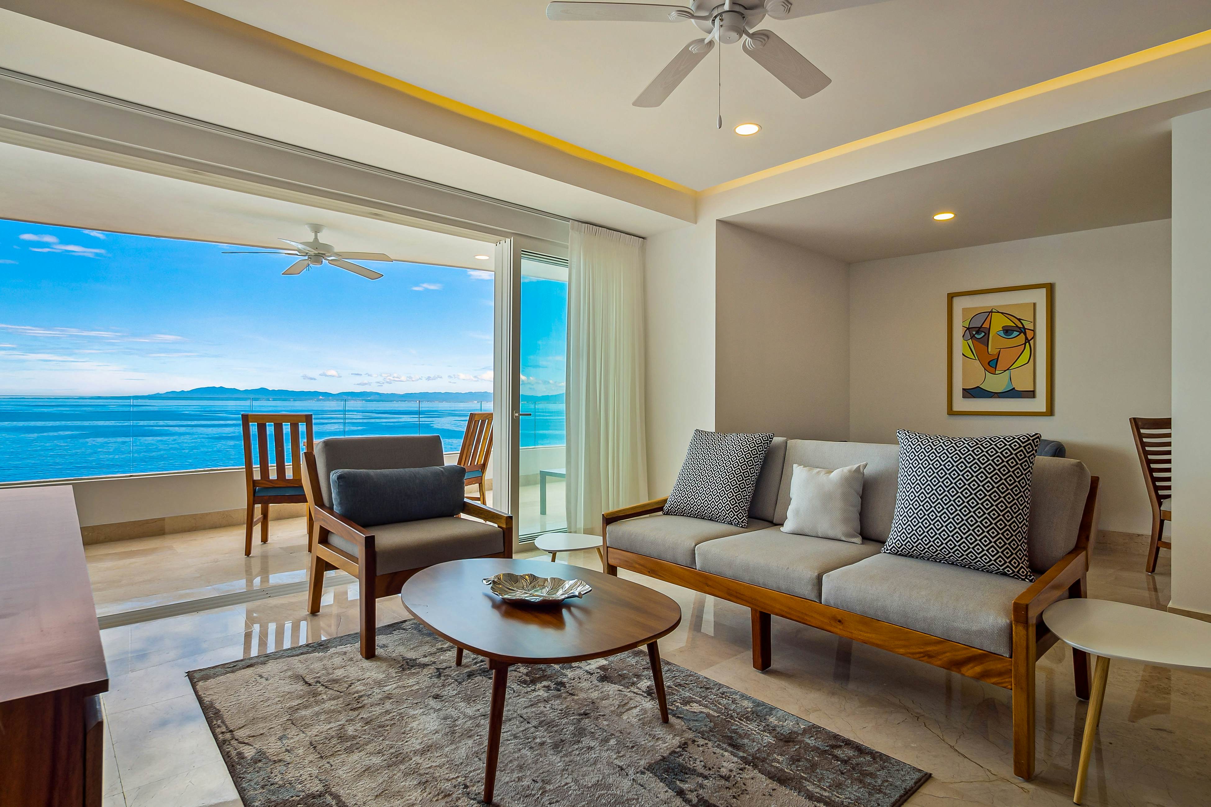 Blue Horizon 302 at Residences