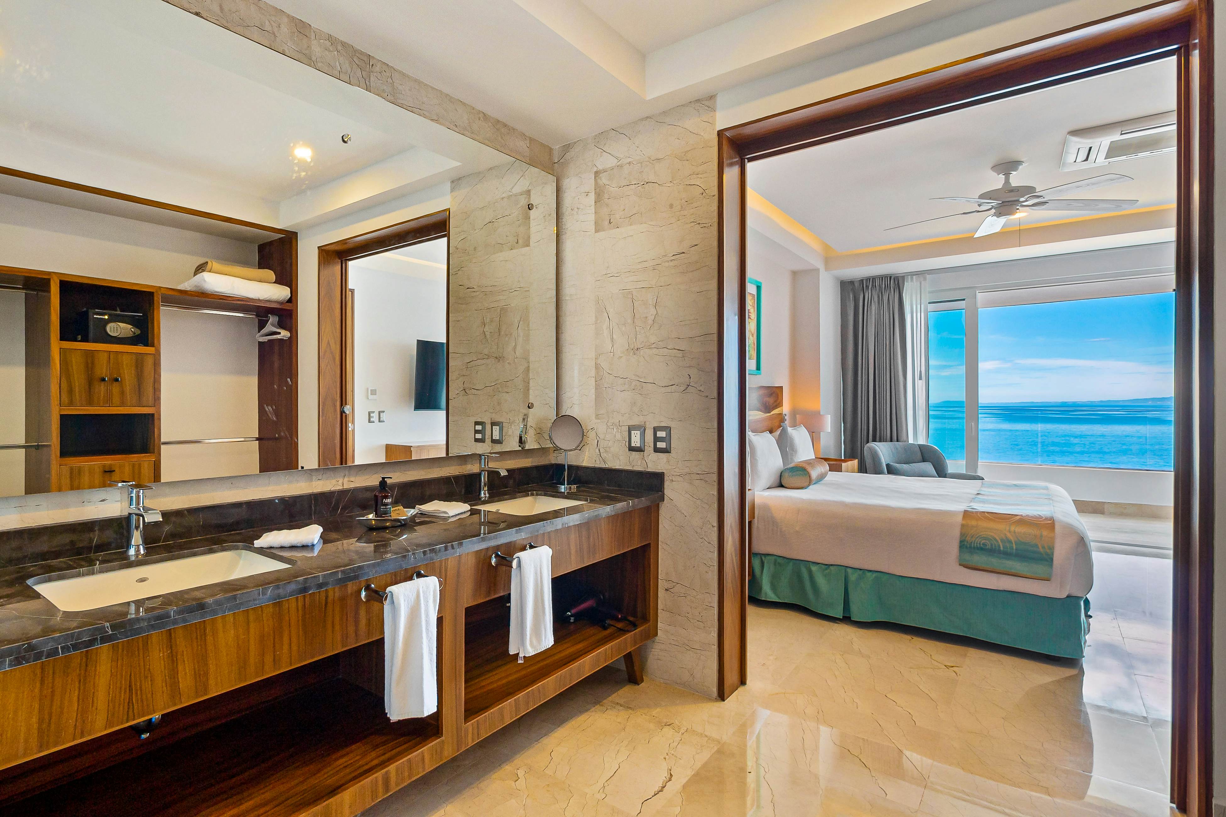 Blue Horizon 302 at Residences