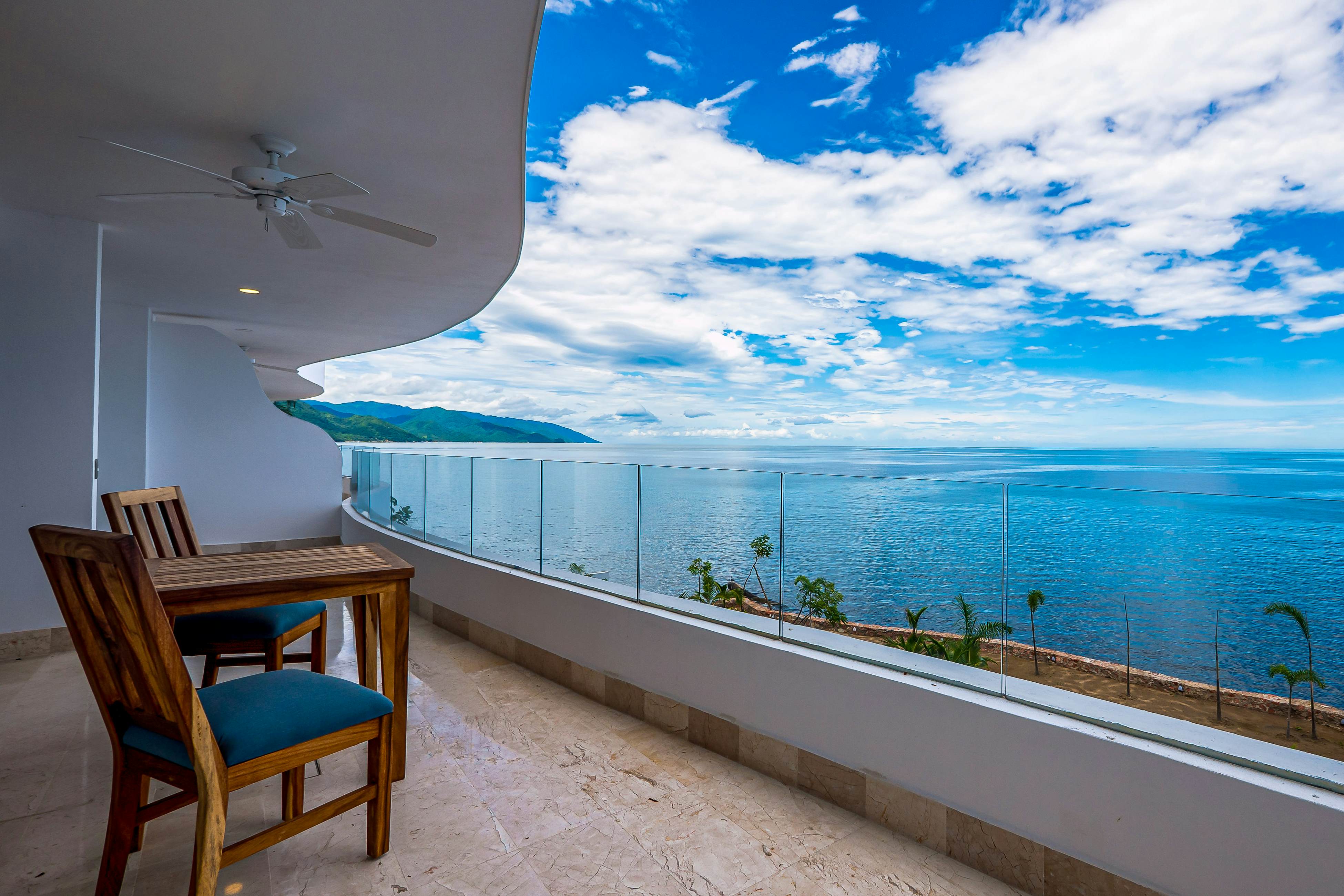 Blue Horizon 302 at Residences