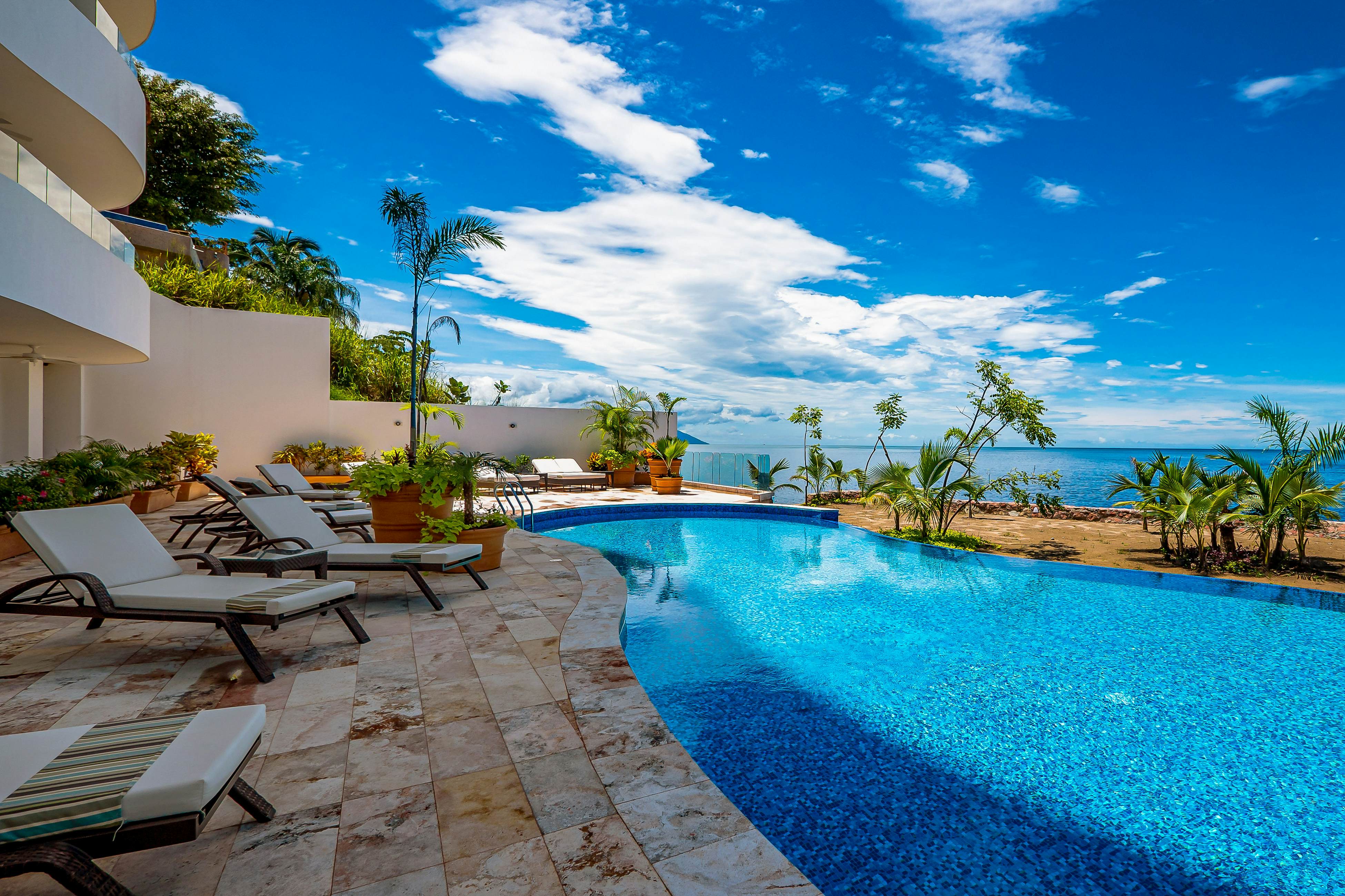 Blue Horizon 302 at Residences