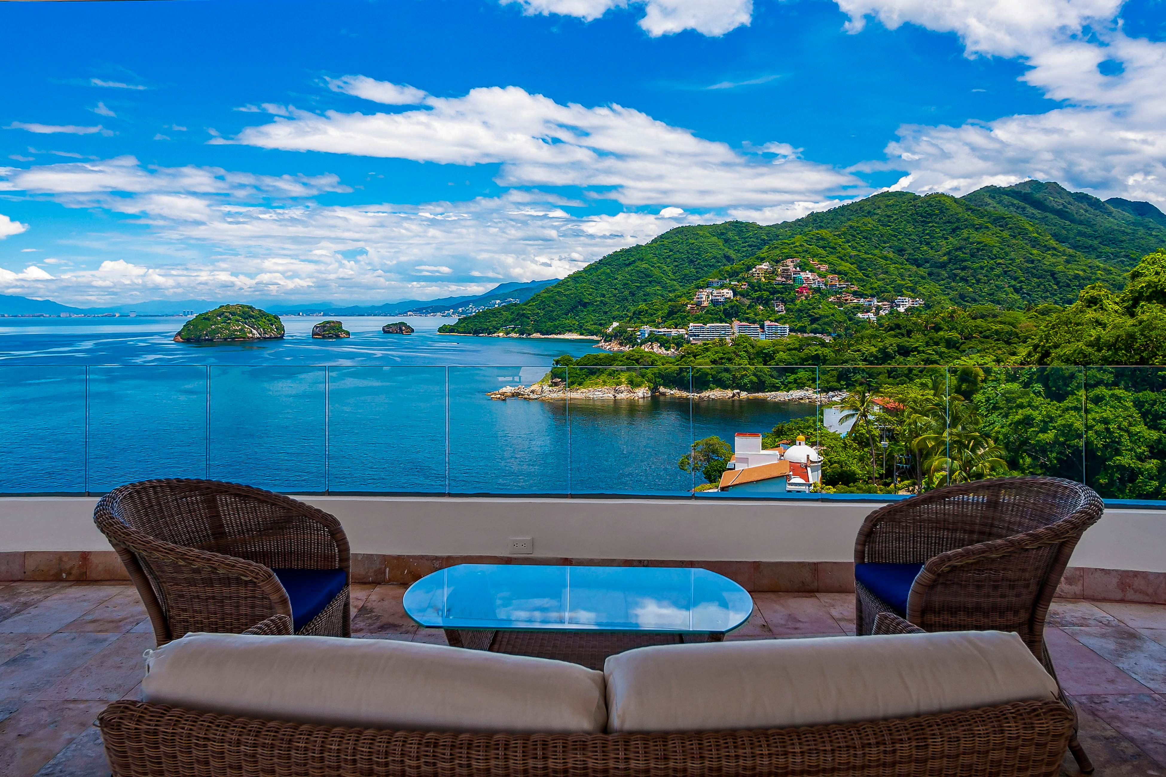 Blue Horizon 302 at Residences