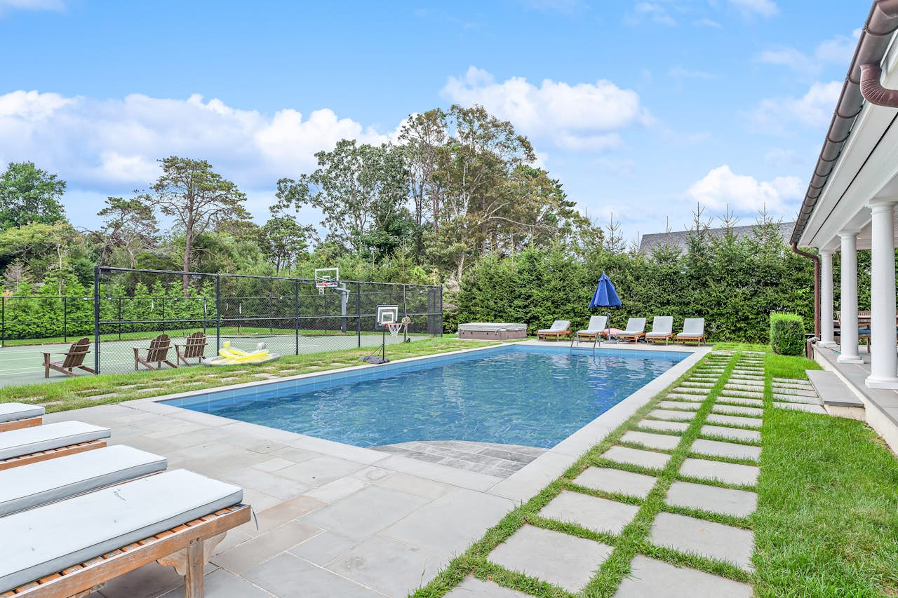 Colonial Hampton Charm 7 BD Southampton, NY Vacation Rental Vacasa