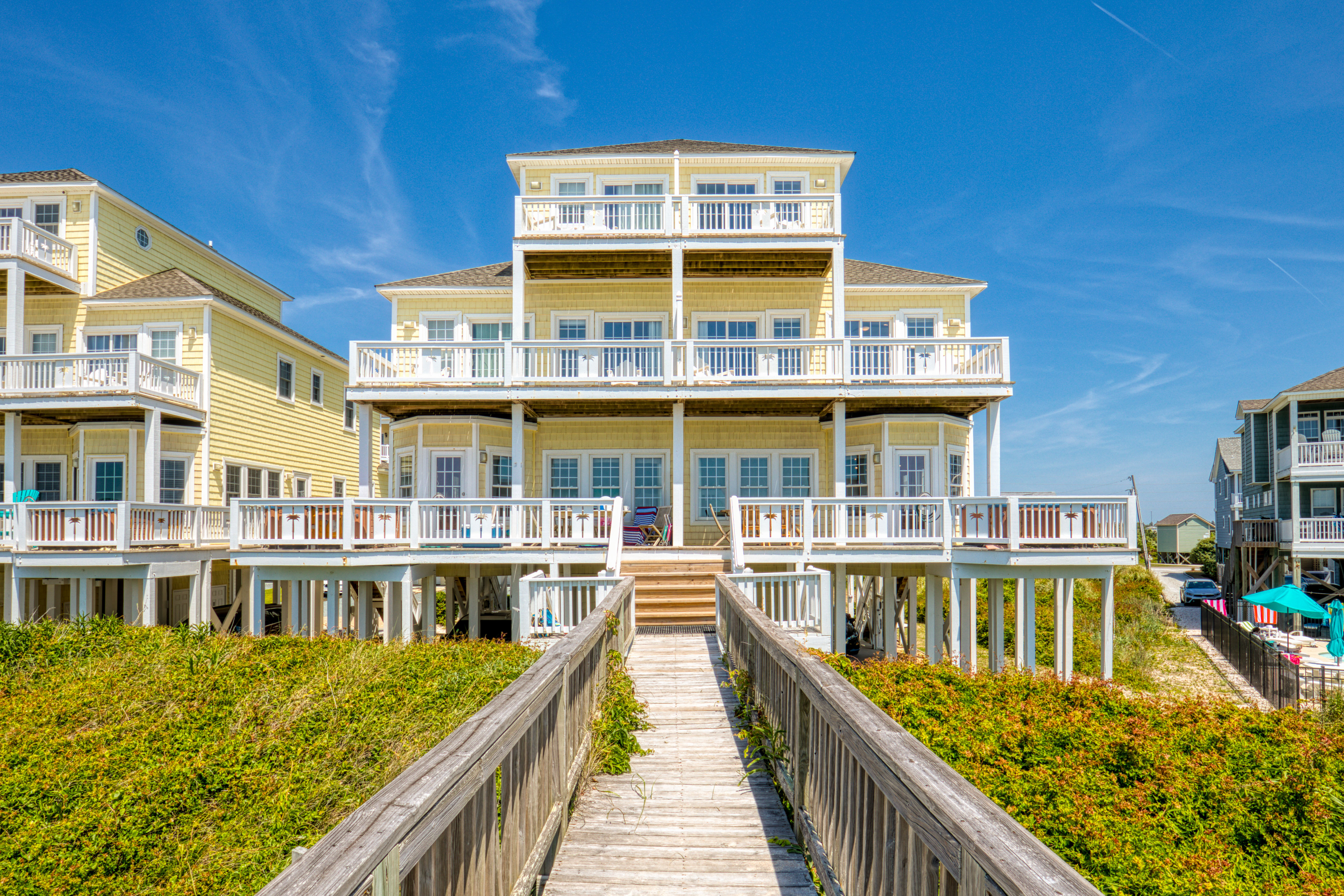 Villas By The Sea, North Topsail Beach Rentals | Vacasa