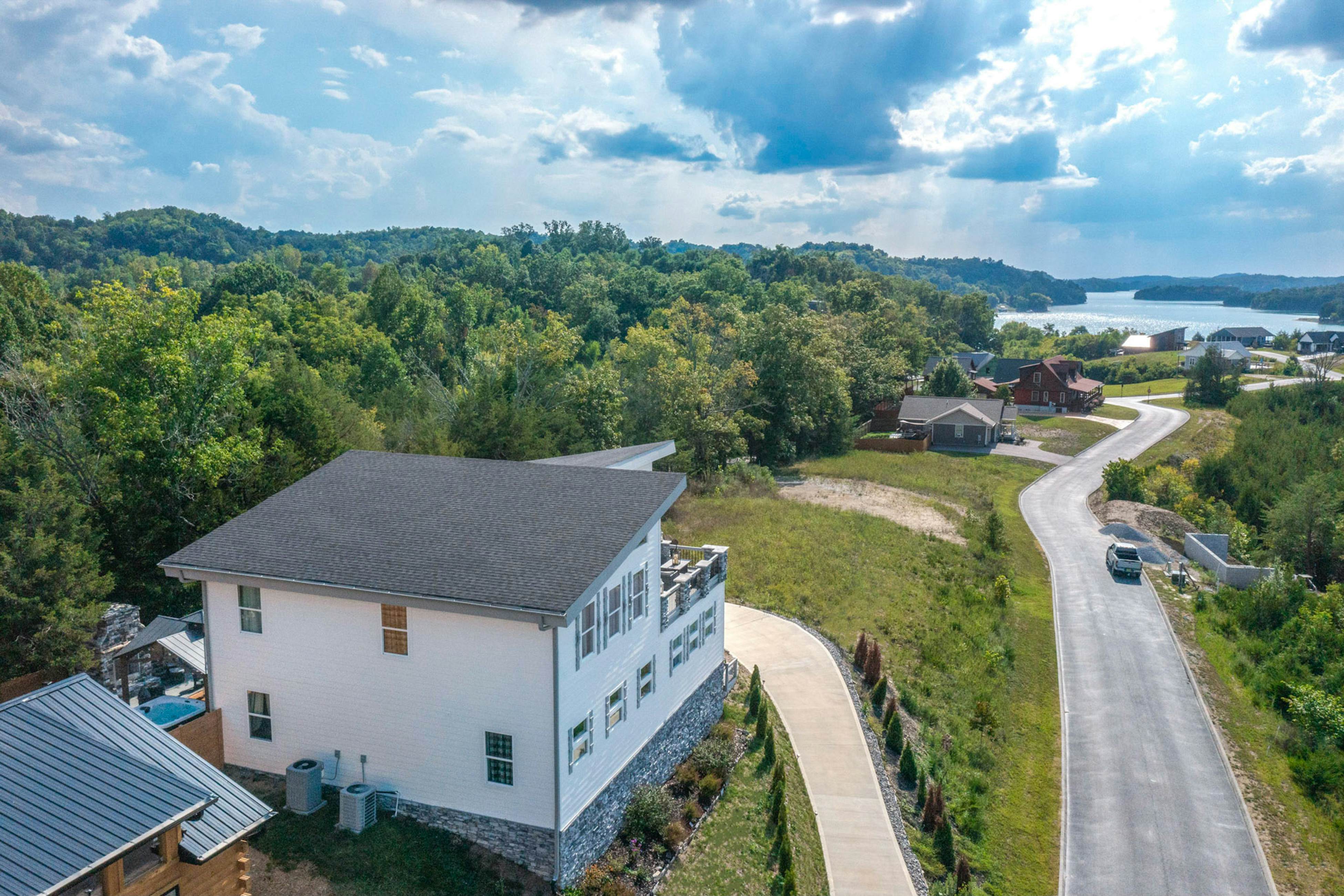 Blue Herring Lake Lodge 4 BD Sevierville, TN Vacation Rental Vacasa