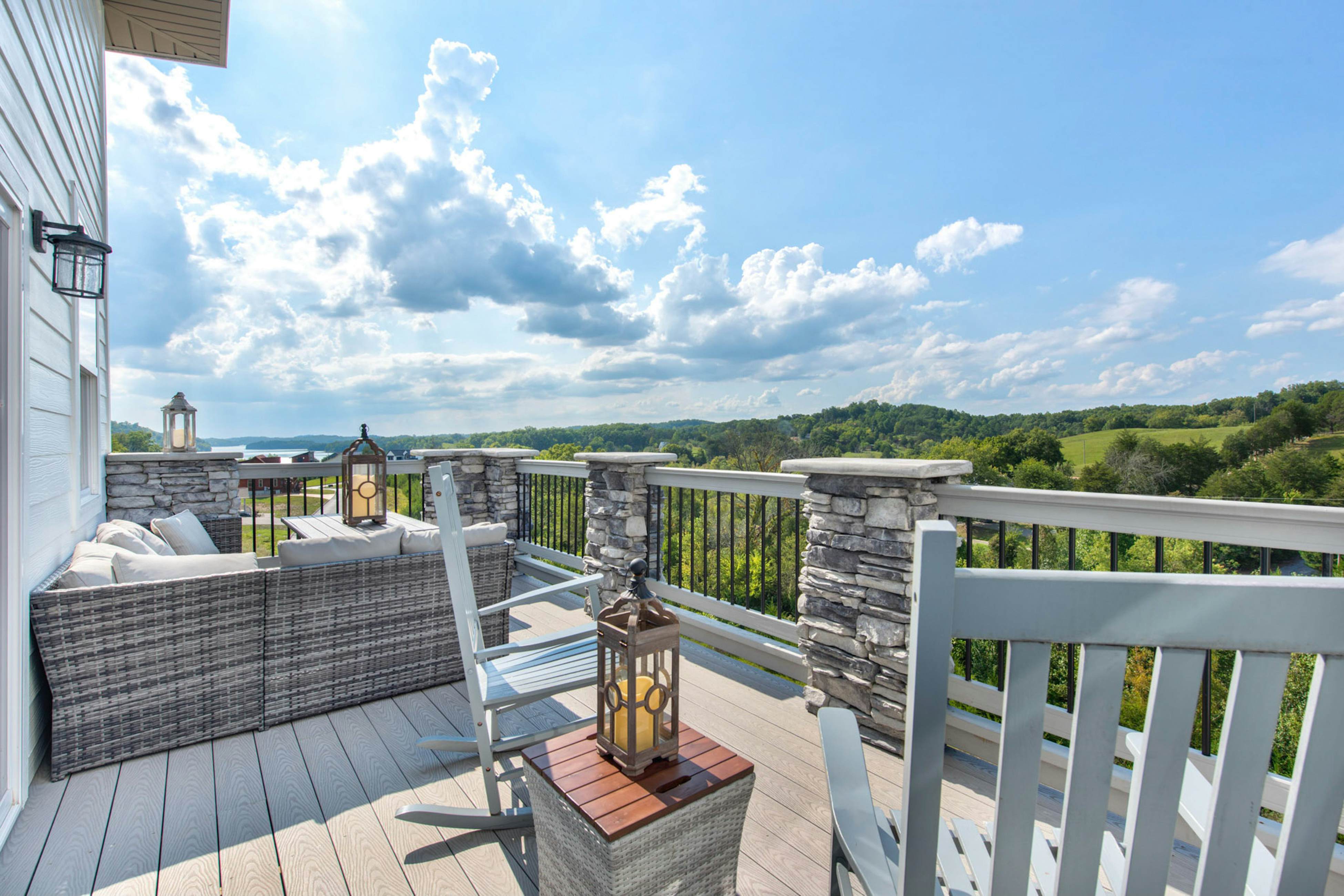 Blue Herring Lake Lodge 4 BD Sevierville, TN Vacation Rental Vacasa