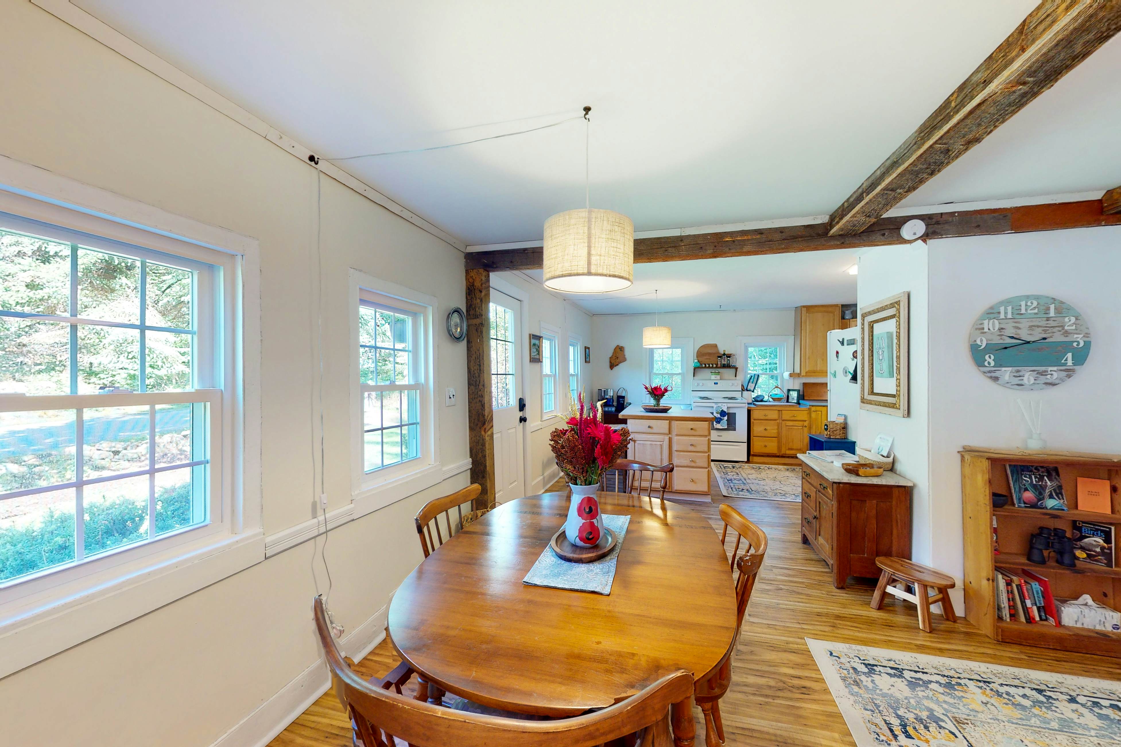 Lobster Cove Cottage 2 BD Boothbay Harbor, ME Vacation Rental Vacasa