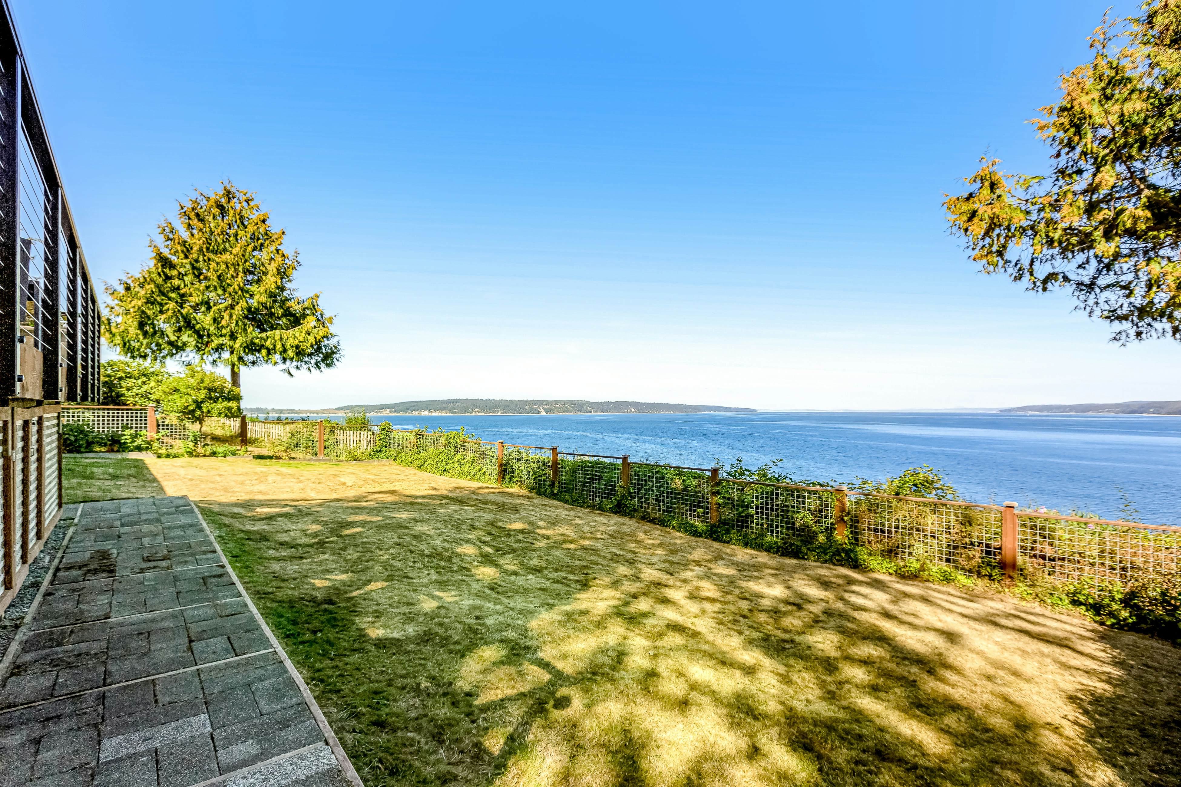 hidden image preload