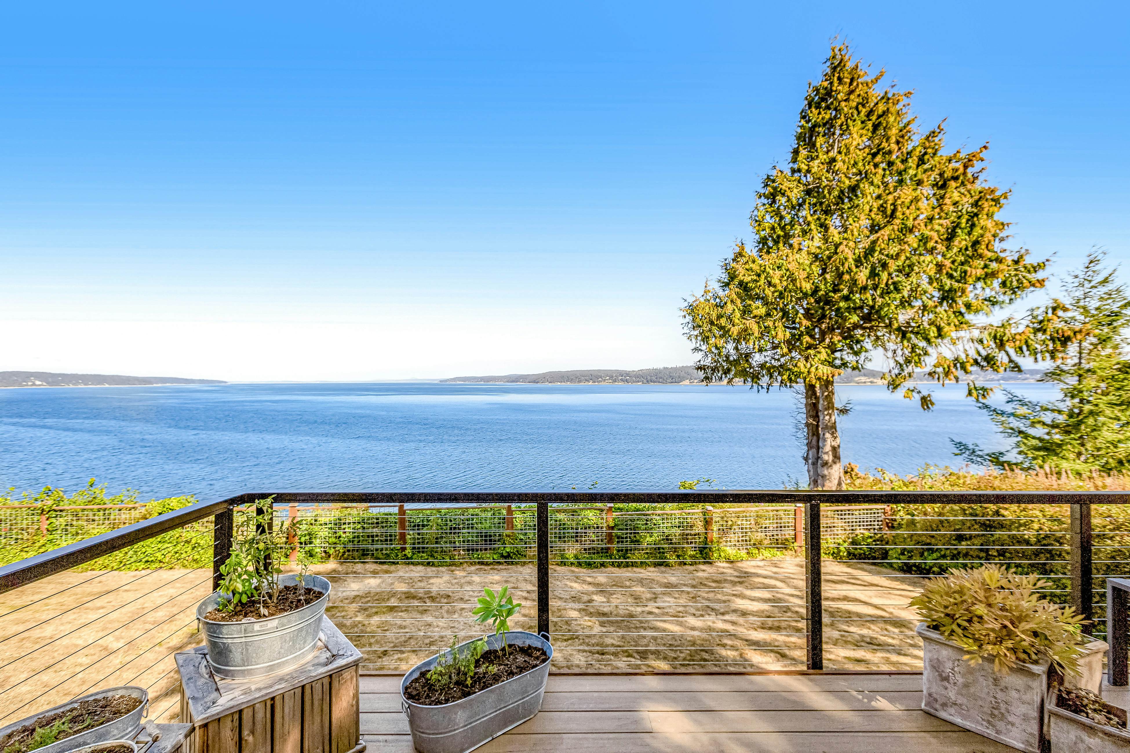 Saratoga Waterview Escape