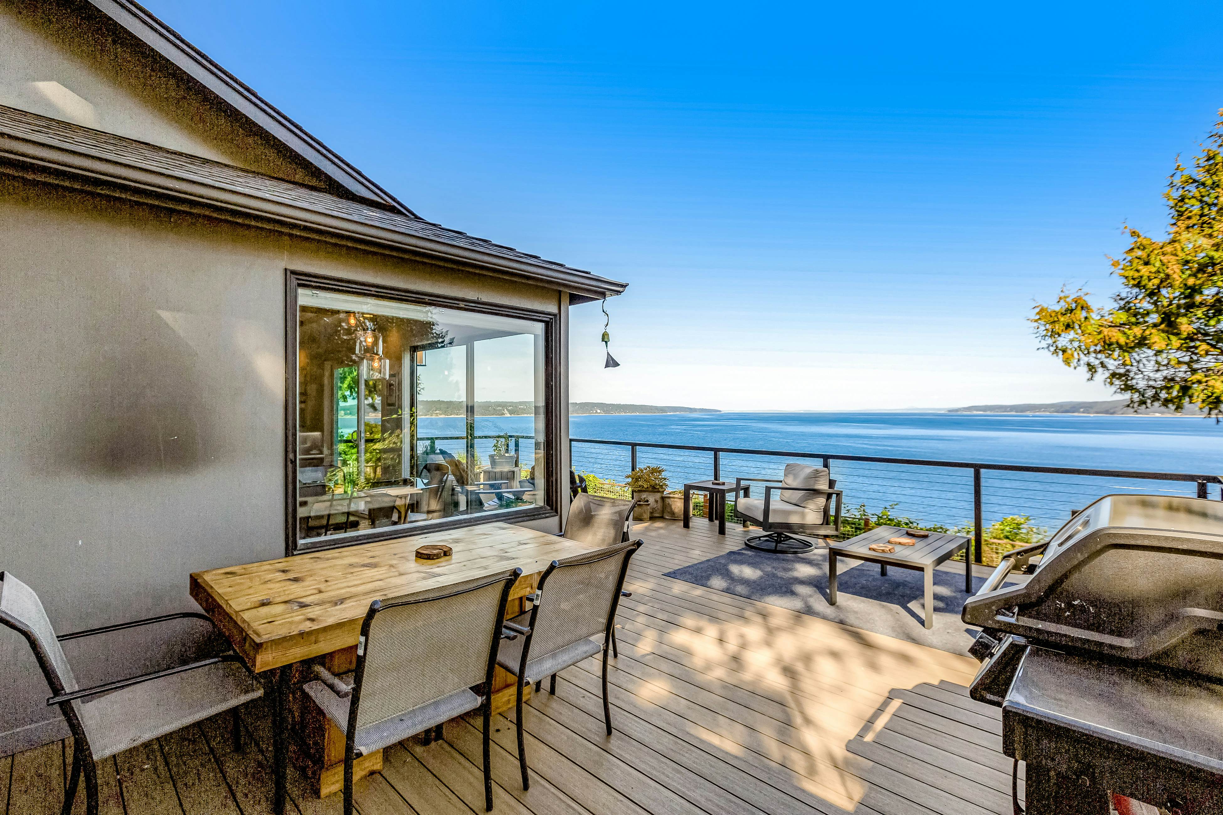 Saratoga Waterview Escape