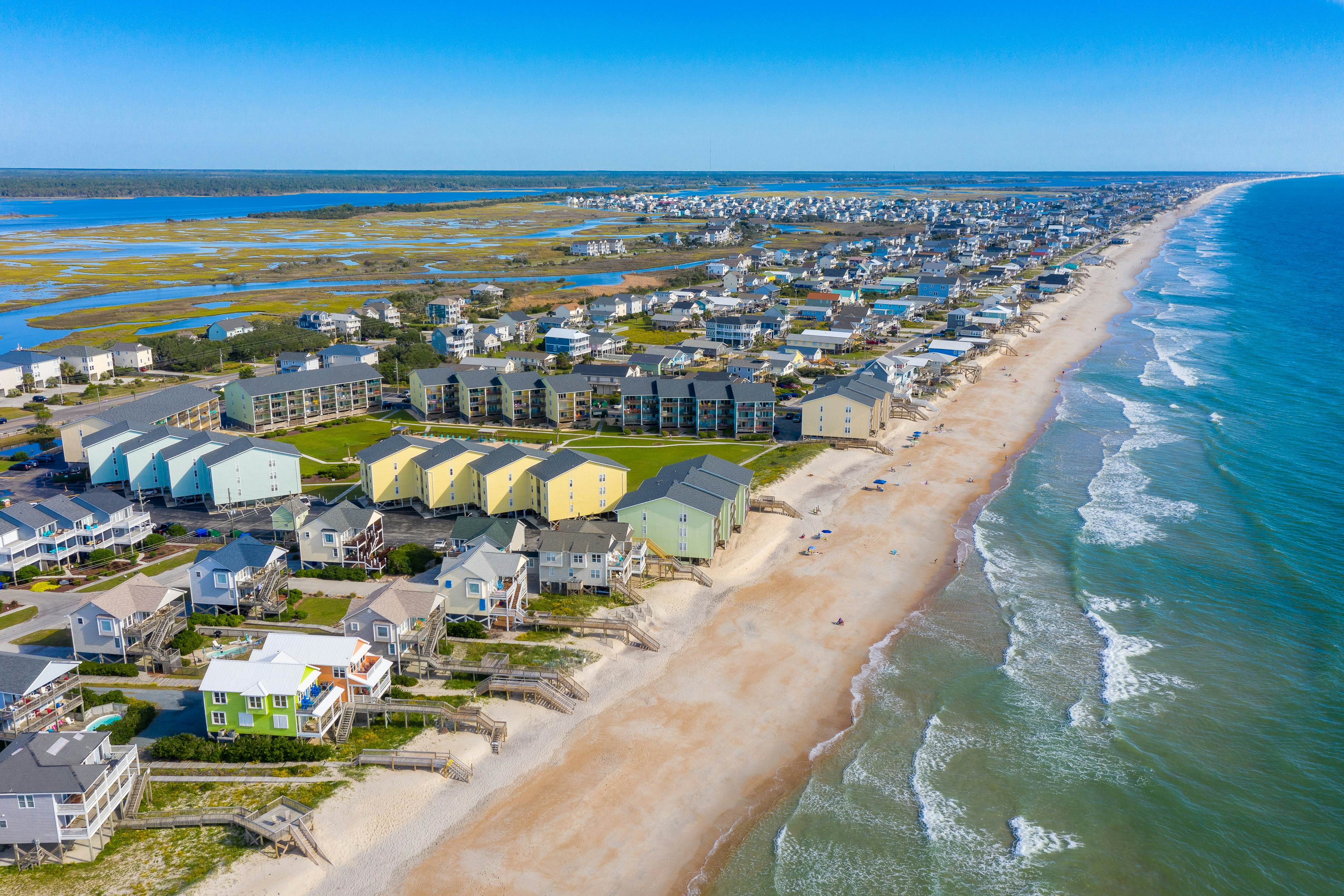 Surf Condo 836 2 BD Surf City, NC Vacation Rental Vacasa