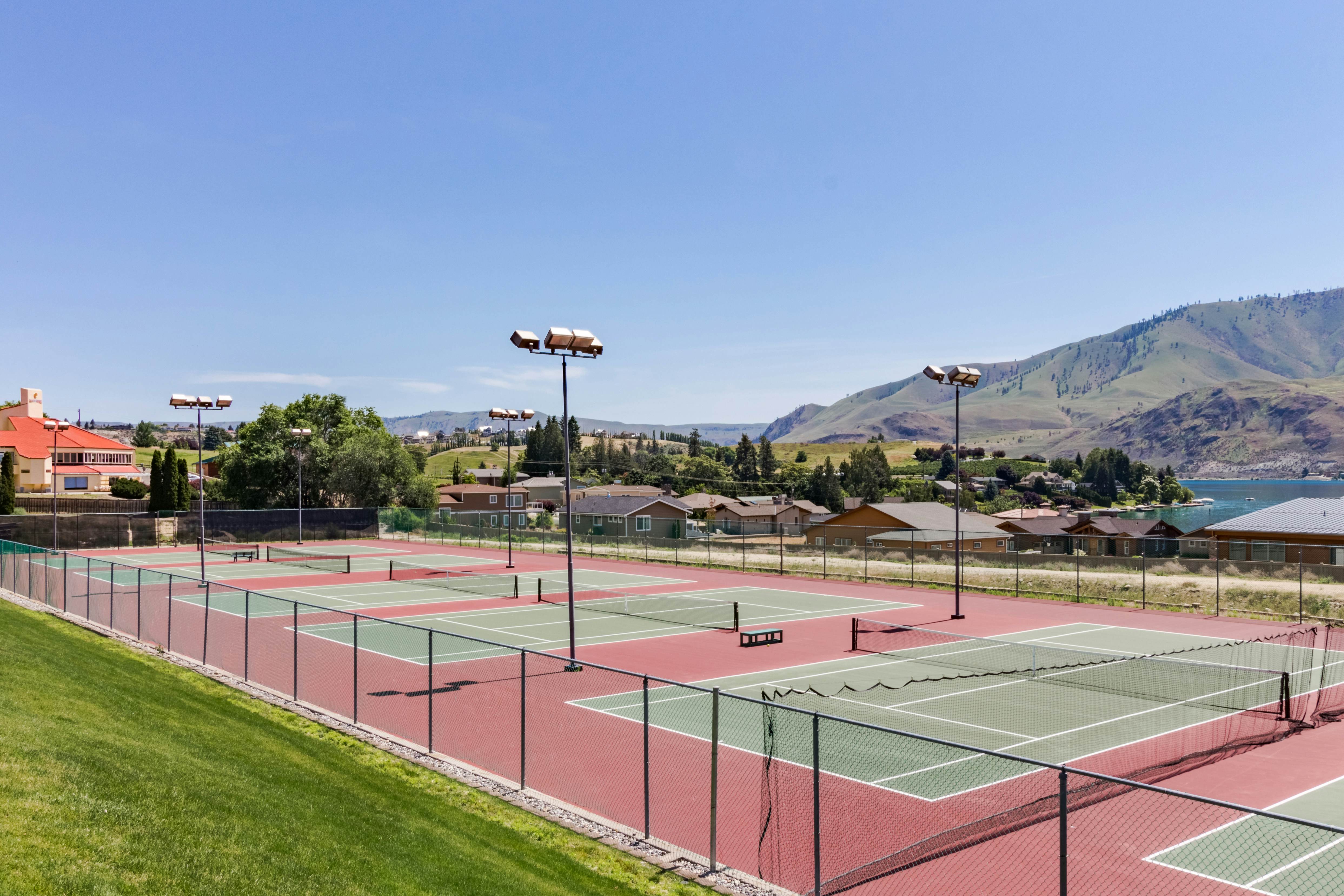 Lake Chelan Shores - Spirit of the Cascades #1-2