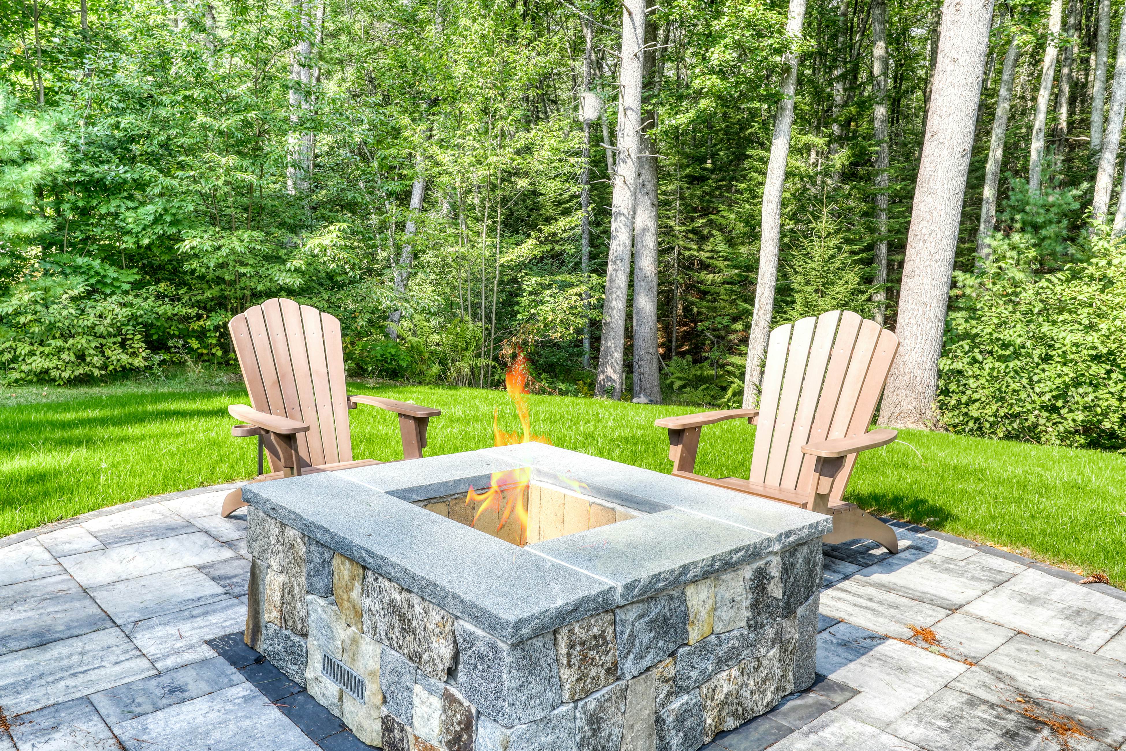 Kennebunk Family Cottage With Crib