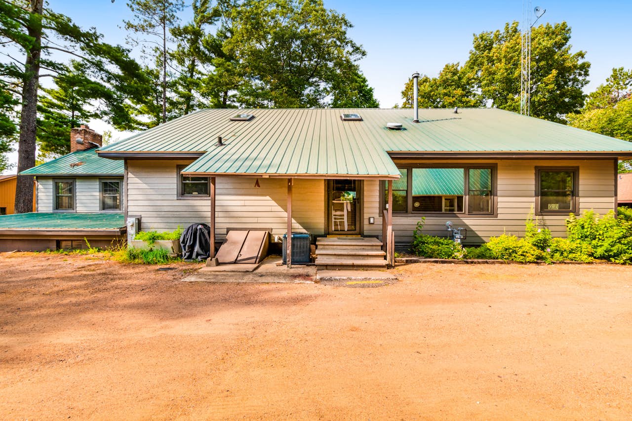 Wildcat Lodge 5 BD Presque Isle, WI Vacation Rental Vacasa