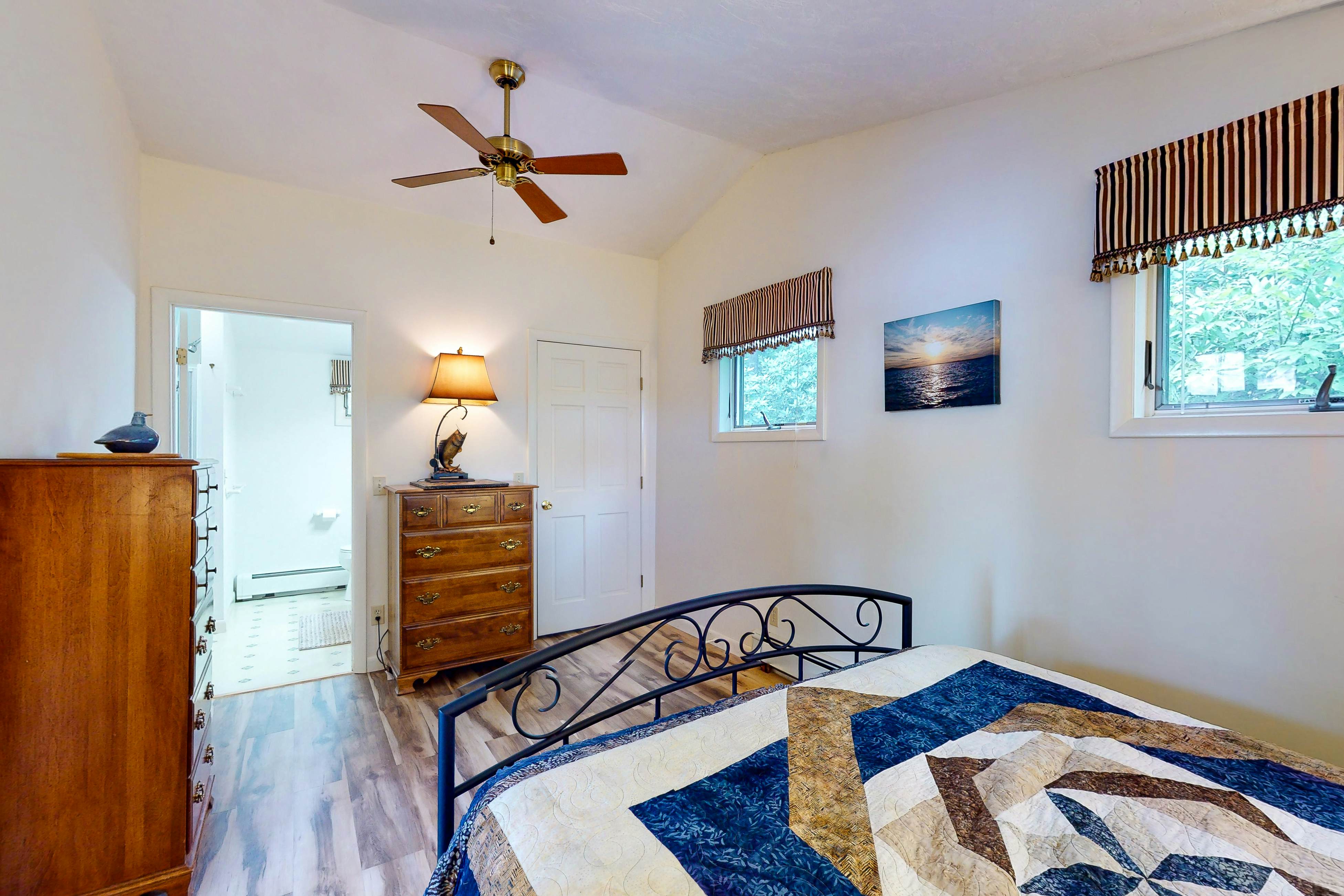 Perfect Family Getaway Minge Cove Alton 4 BD Alton, NH Vacation Rental Vacasa