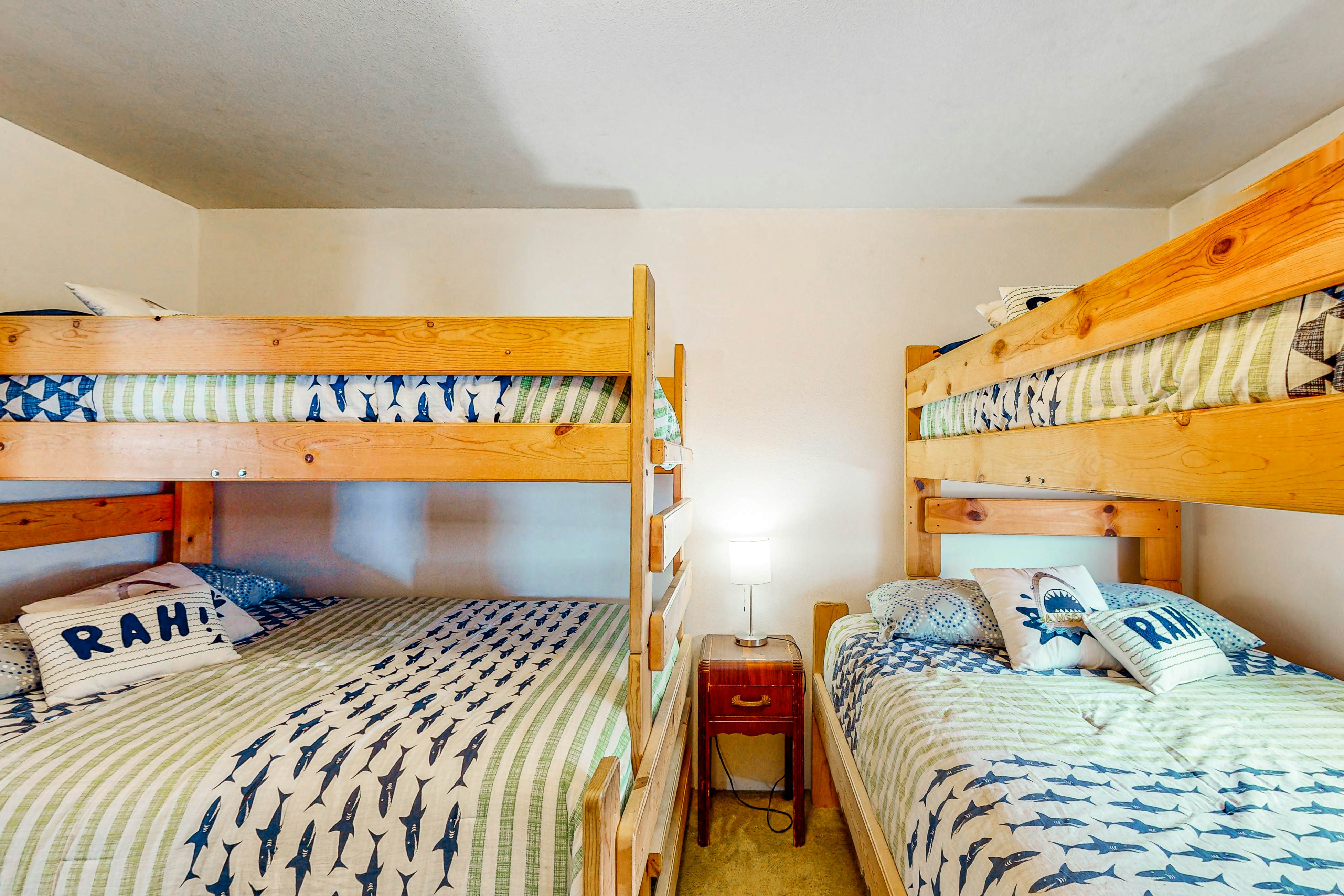 Sandy Shores - MCA 378