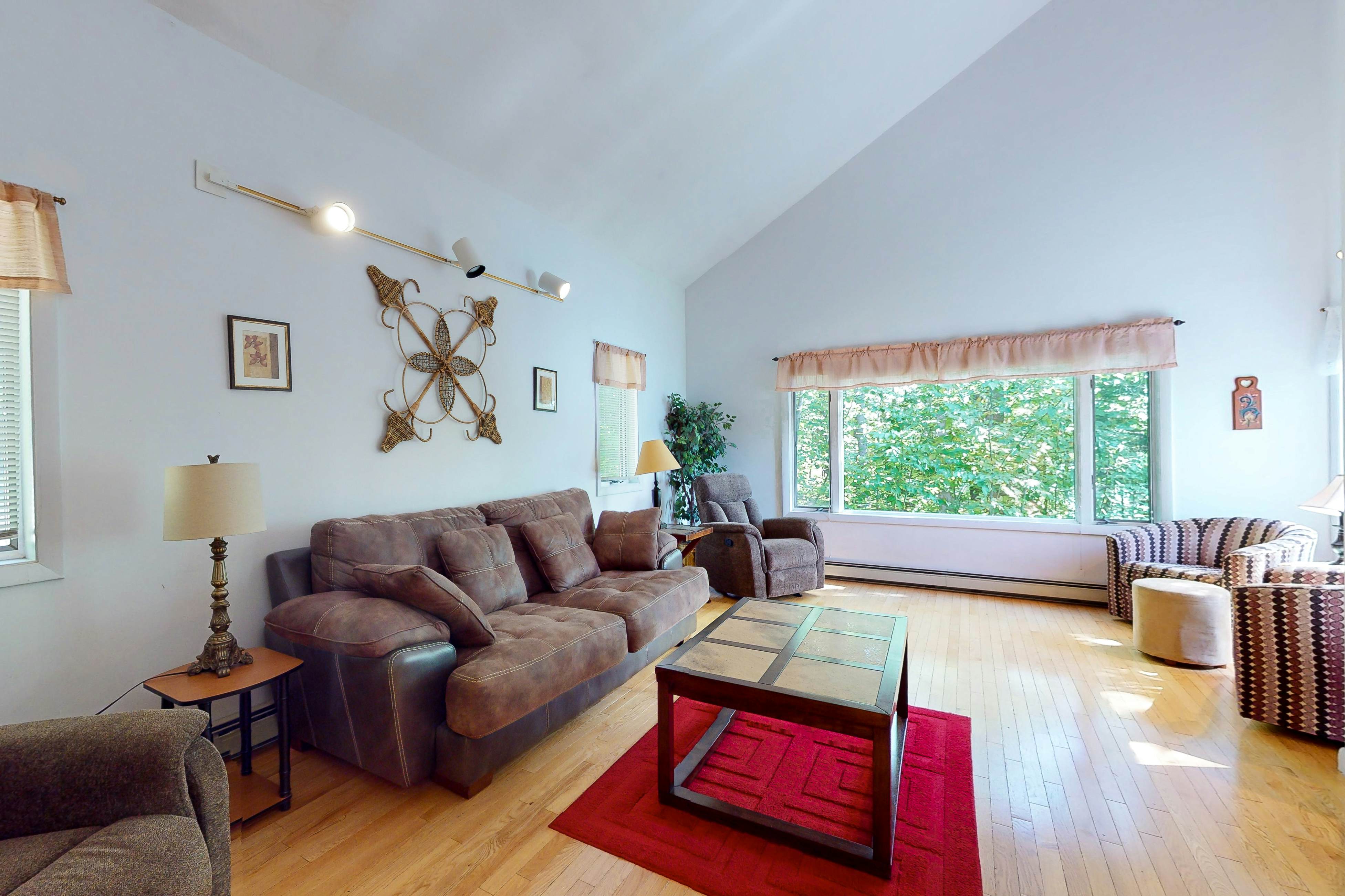 Meredith, NH Vacation Rentals, Cabin Rentals Vacasa