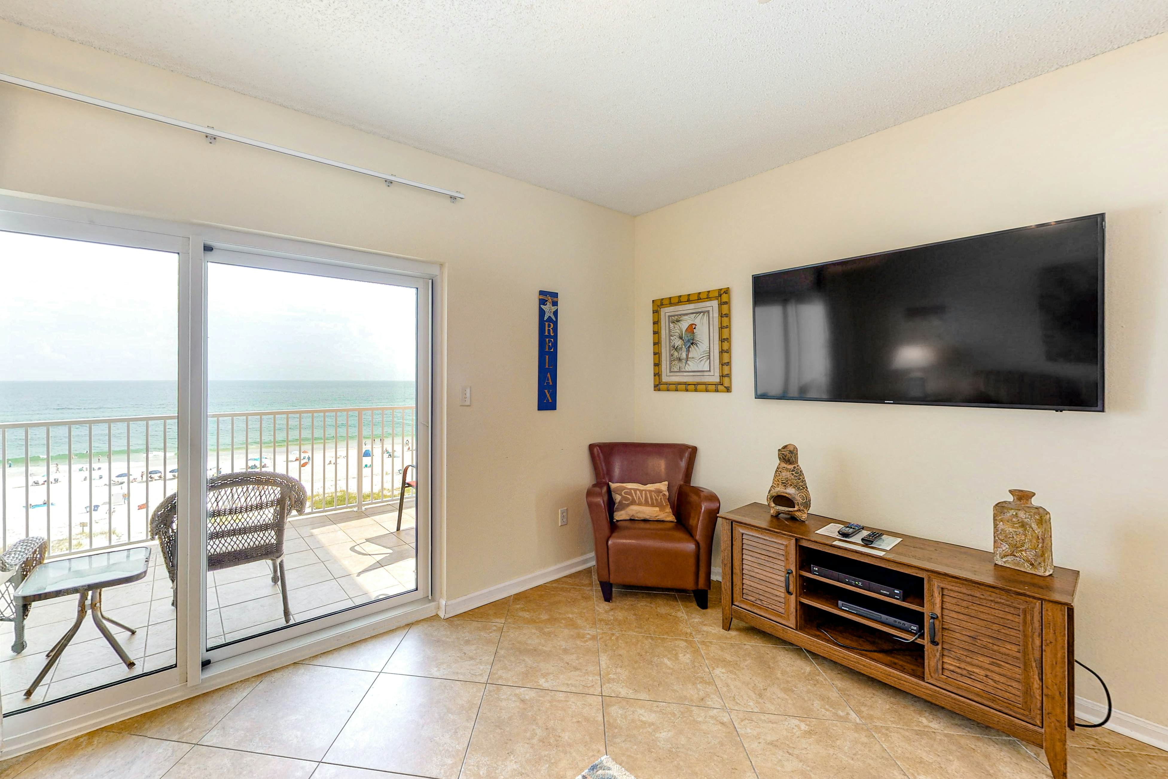 Tropic Isles Condo Rentals Gulf Shores, AL Vacasa