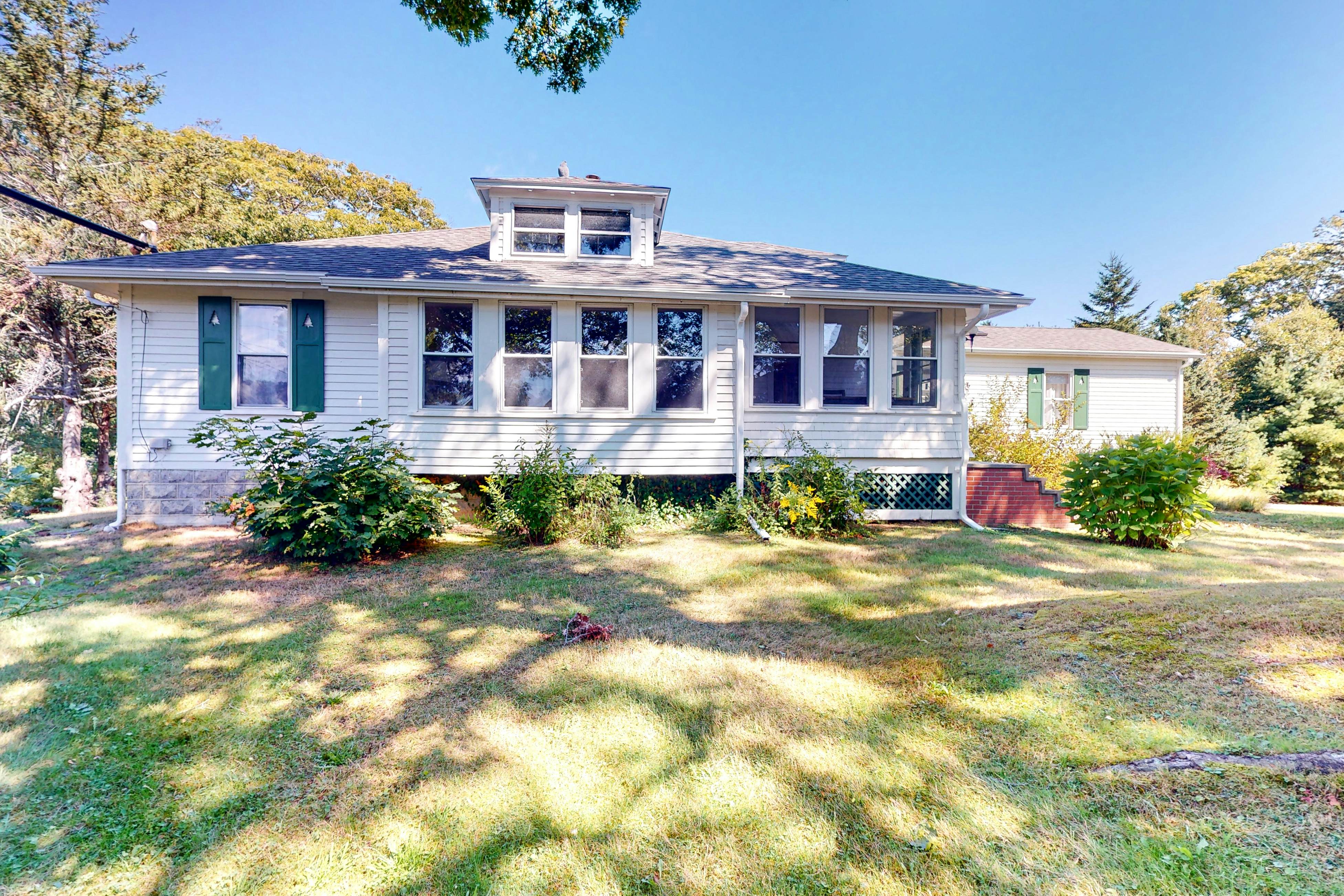 Murray Hill Waterside