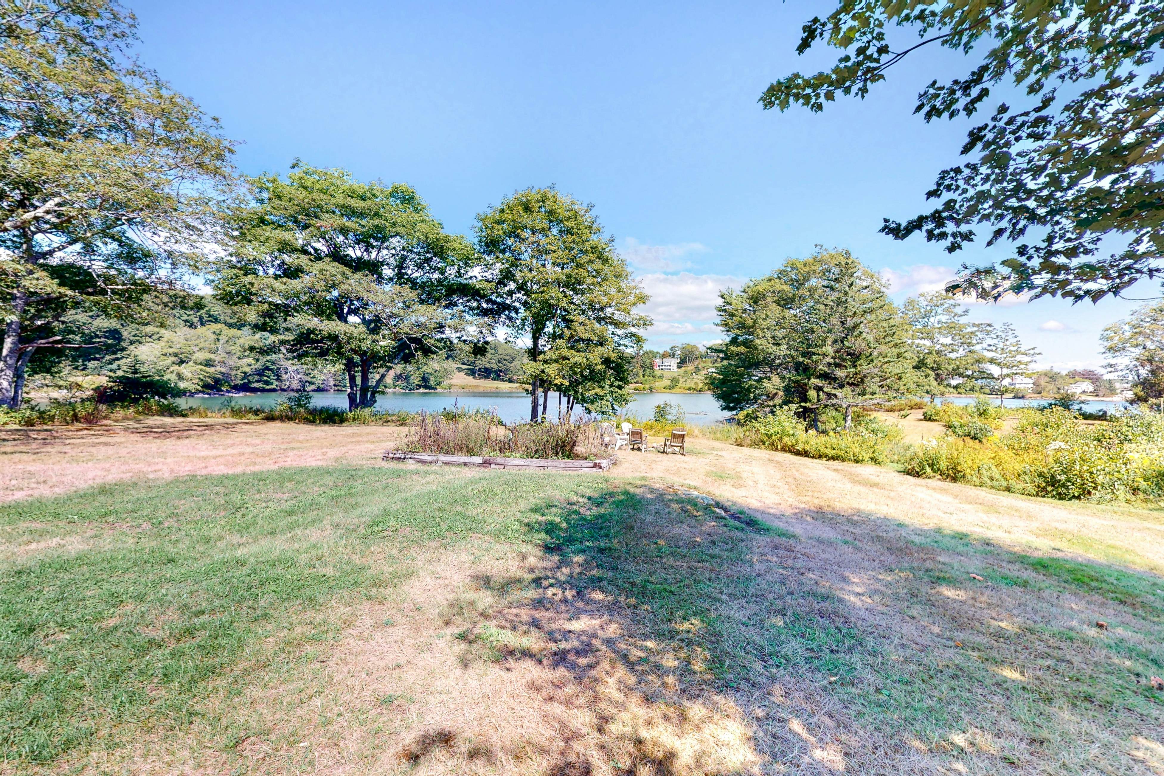 Murray Hill Waterside