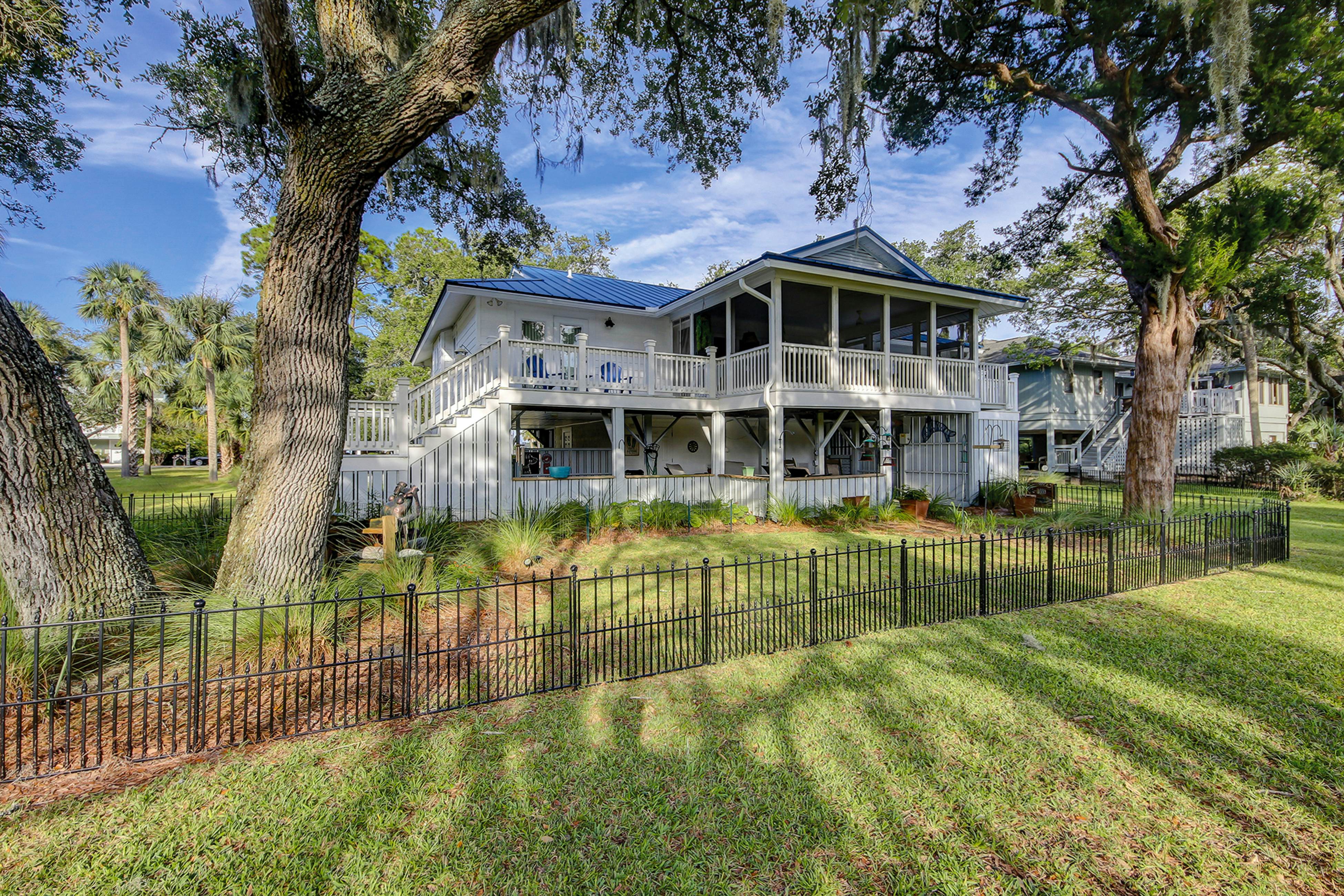Mossy Oaks Lagoon 3 BD Edisto Beach, SC Vacation Rental Vacasa