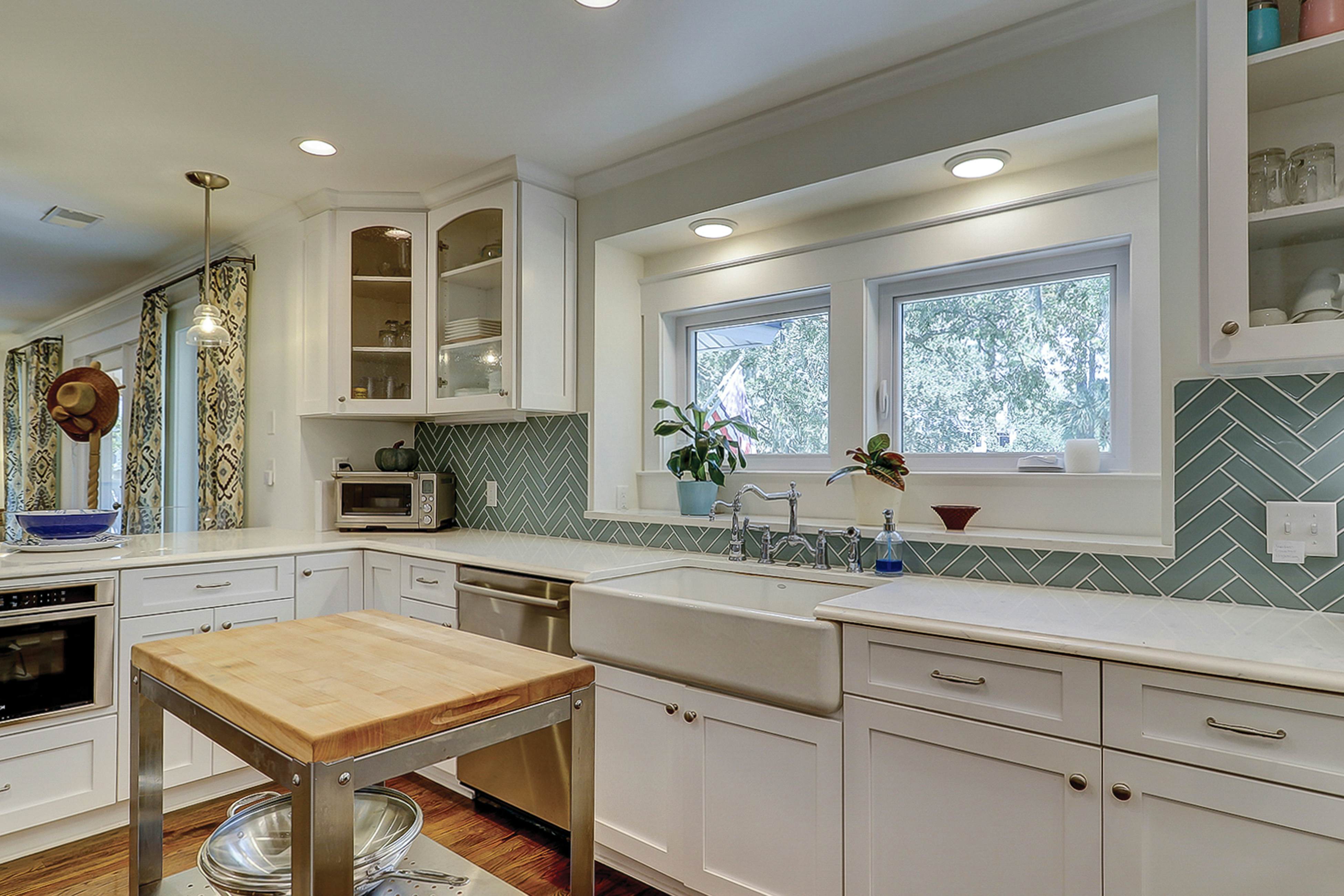 Mossy Oaks Lagoon 3 BD Edisto Beach, SC Vacation Rental Vacasa