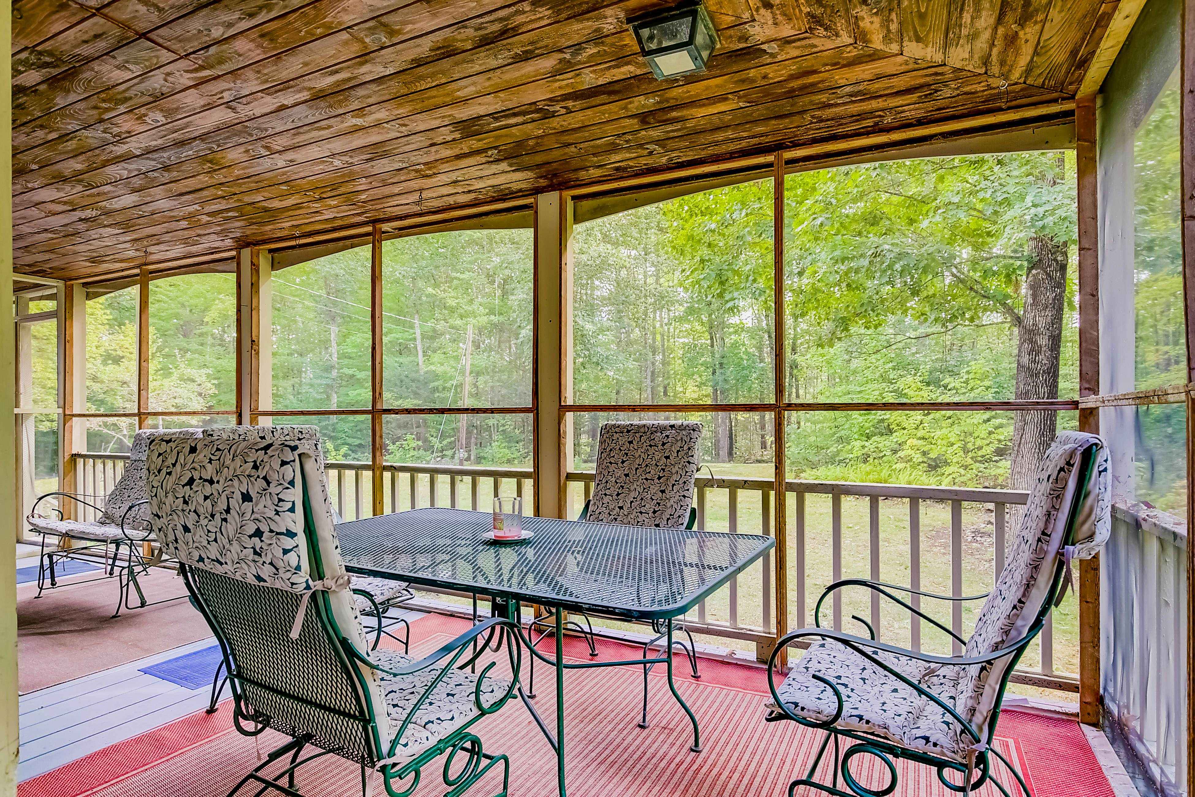 Tuftonboro Retreat 4 BD Tuftonboro, NH Vacation Rental Vacasa