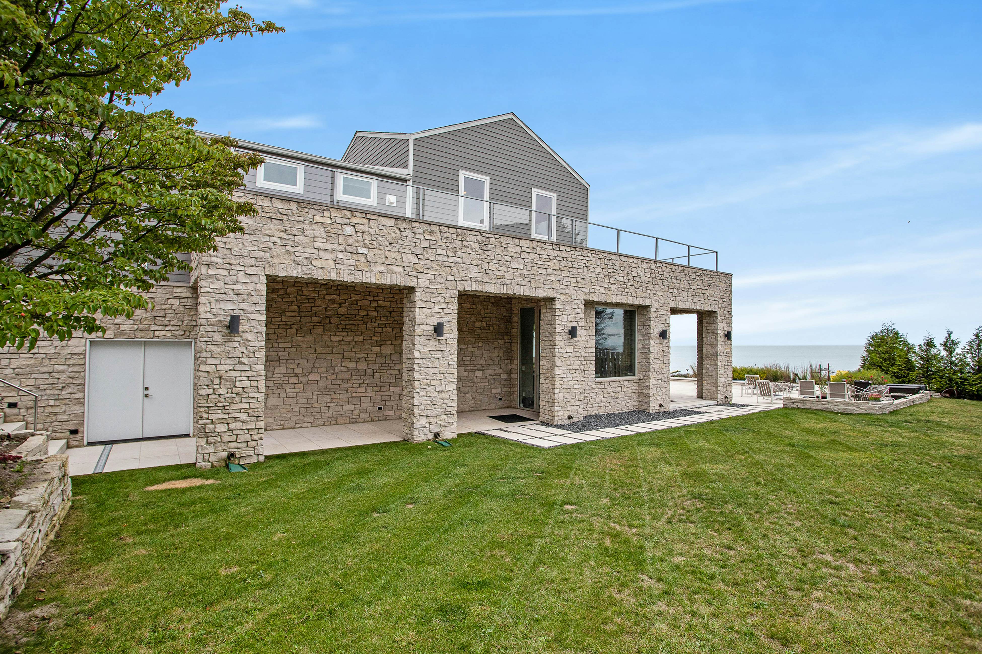 Leisure On The Lake 6 BD New Buffalo, MI Vacation Rental Vacasa