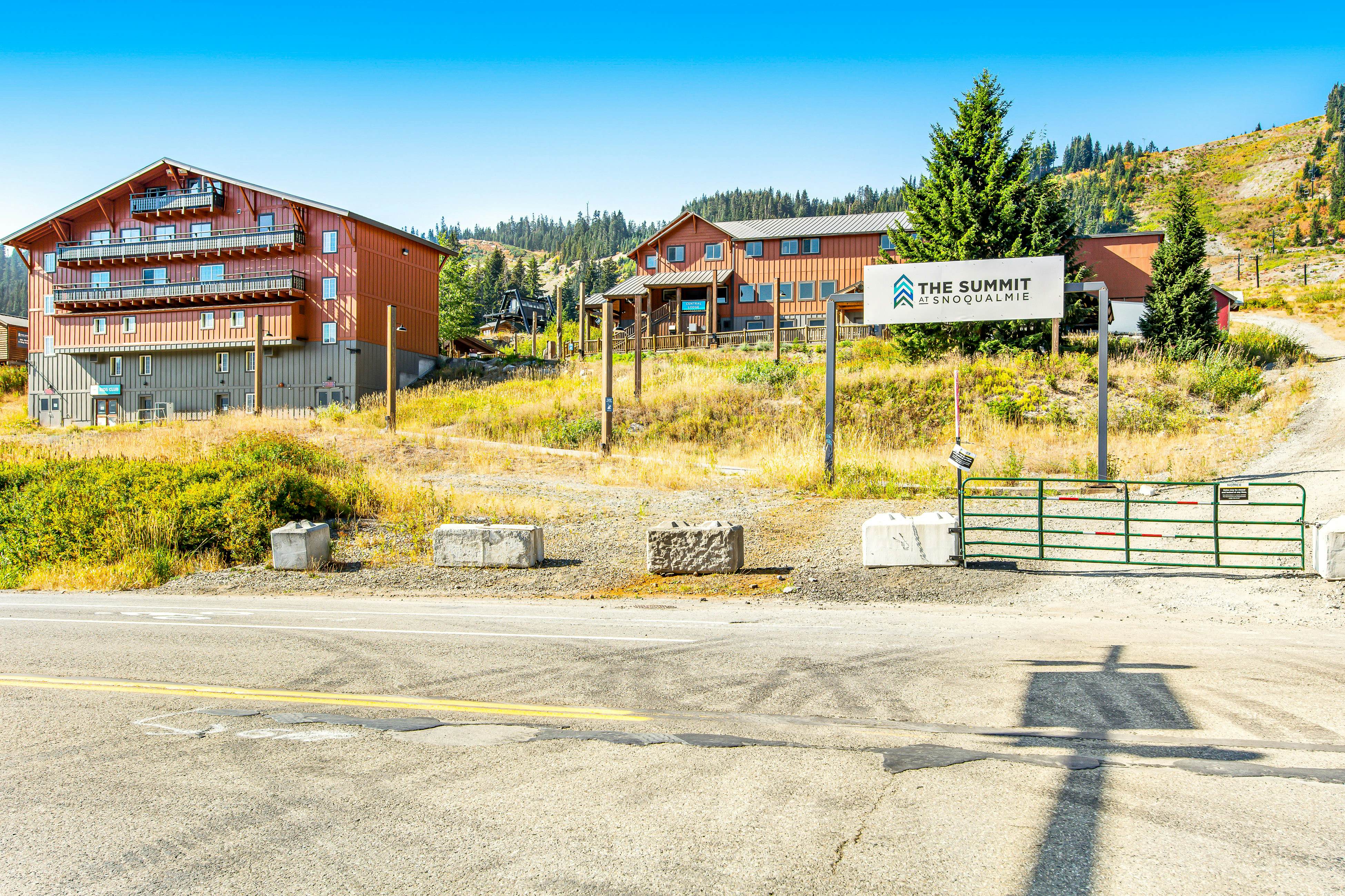 Snowdrop Summit Cabin