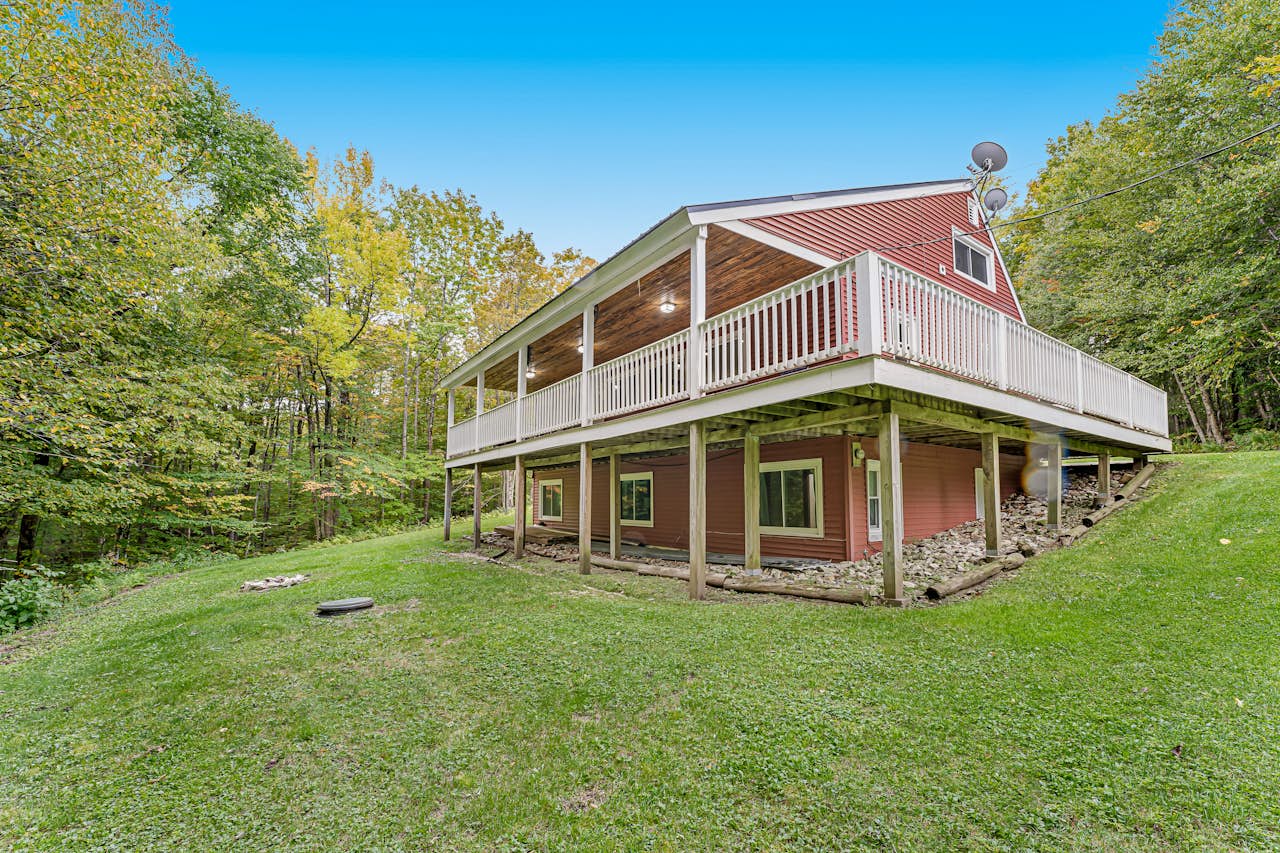 Ralph's Chalet 3 BD Winhall, VT Vacation Rental Vacasa